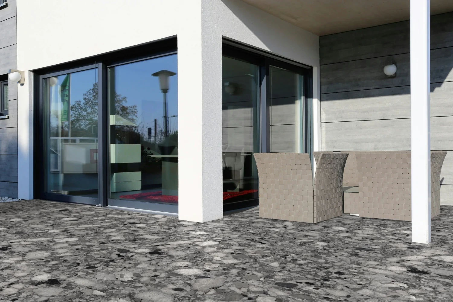 Terrassenplatte Terrazzo-Steinoptik "Venistone Dark" dunkelgrau