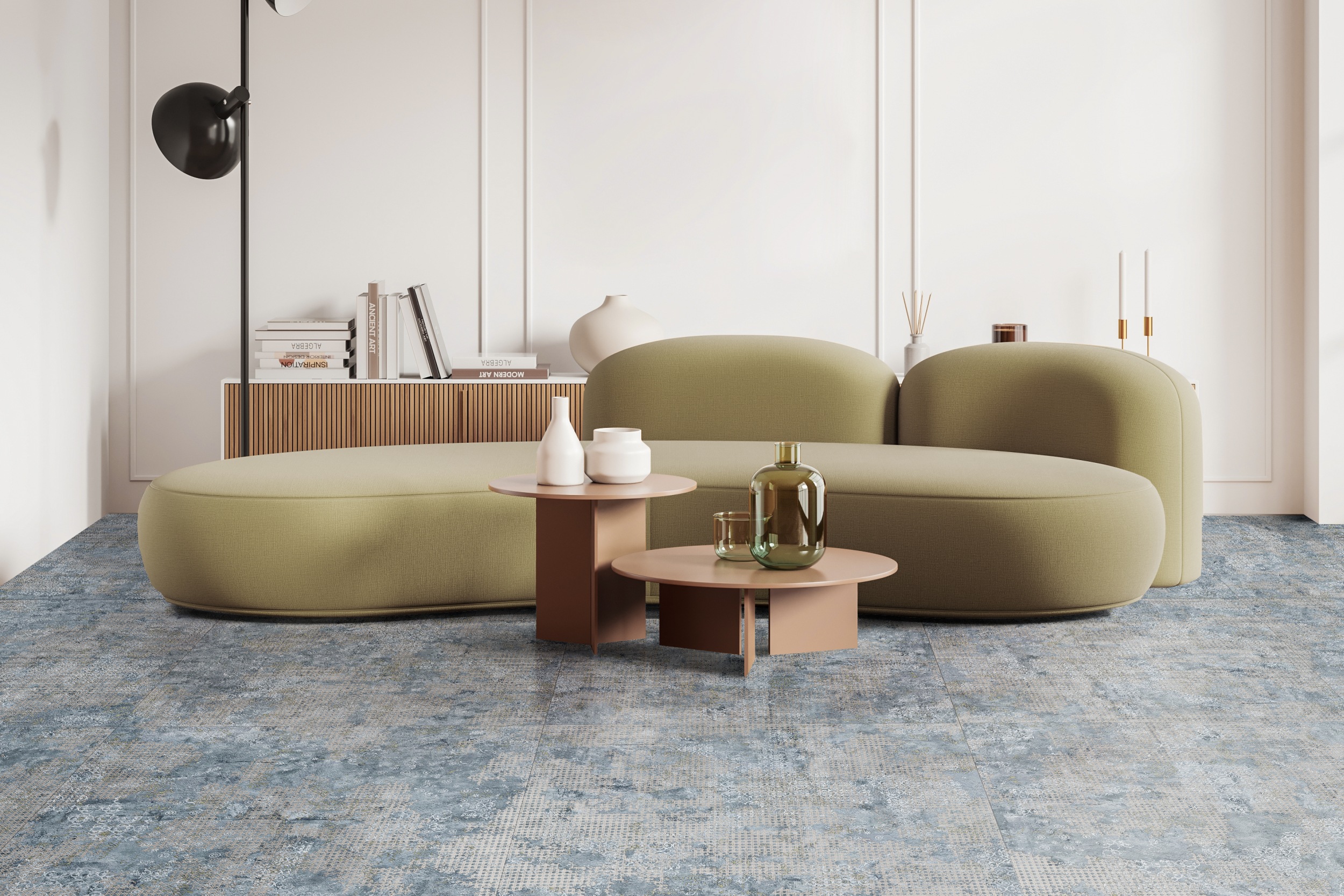 Bodenfliesen Teppichoptik Rug Blue im Wohnzimmer Fliese Vintageoptik blau Ambiente