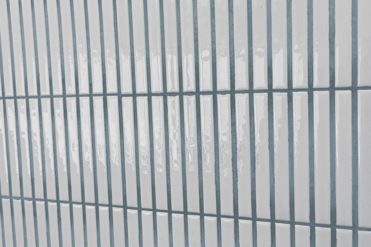 Stäbchenfliesen 11,5 x 23,1 cm "Kit-Kat Snow glossy" weiß glänzend Feinsteinzeug