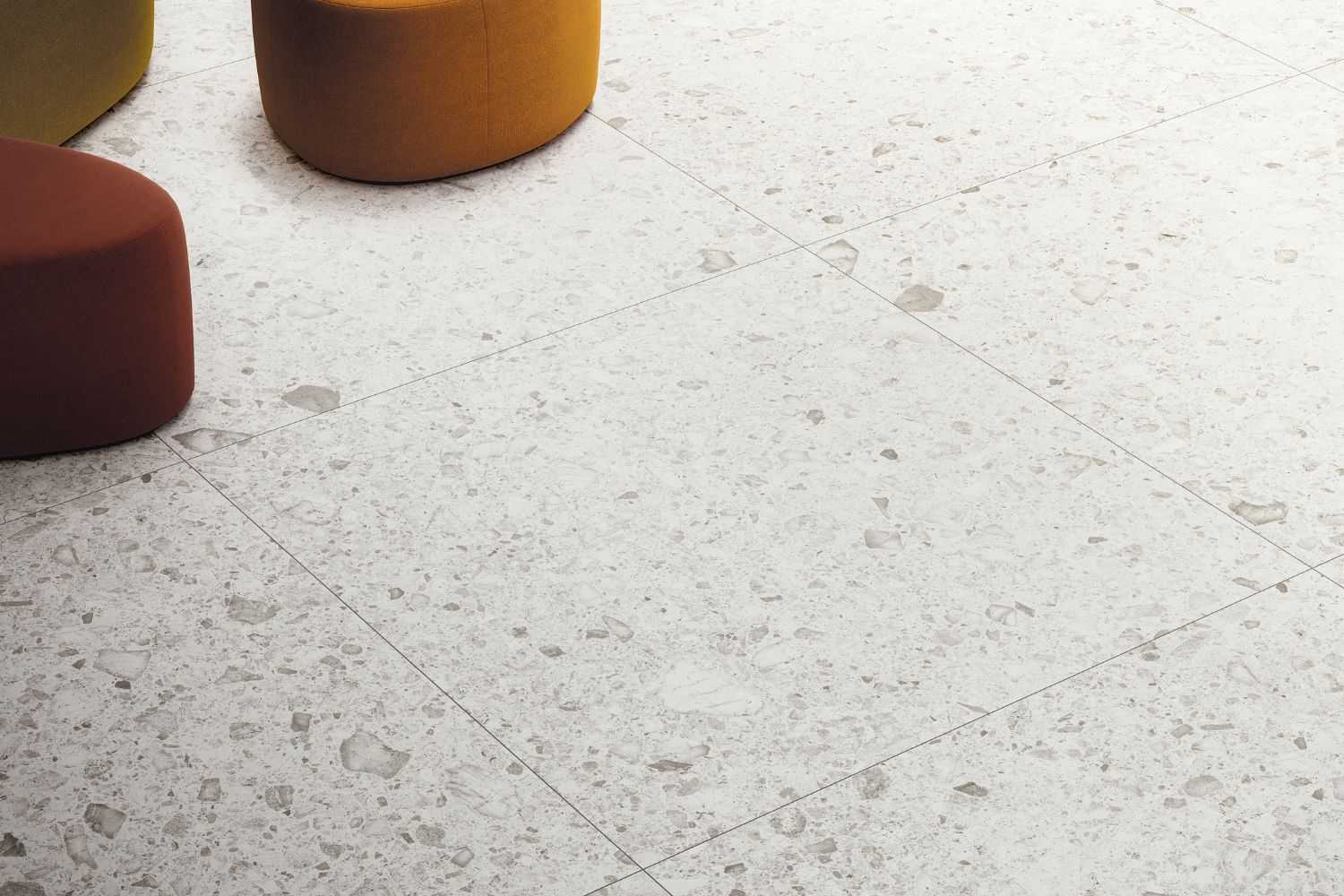 Fliese Terrazzo-Optik dunkel-grau kalibriert "Orobica Bianca"
