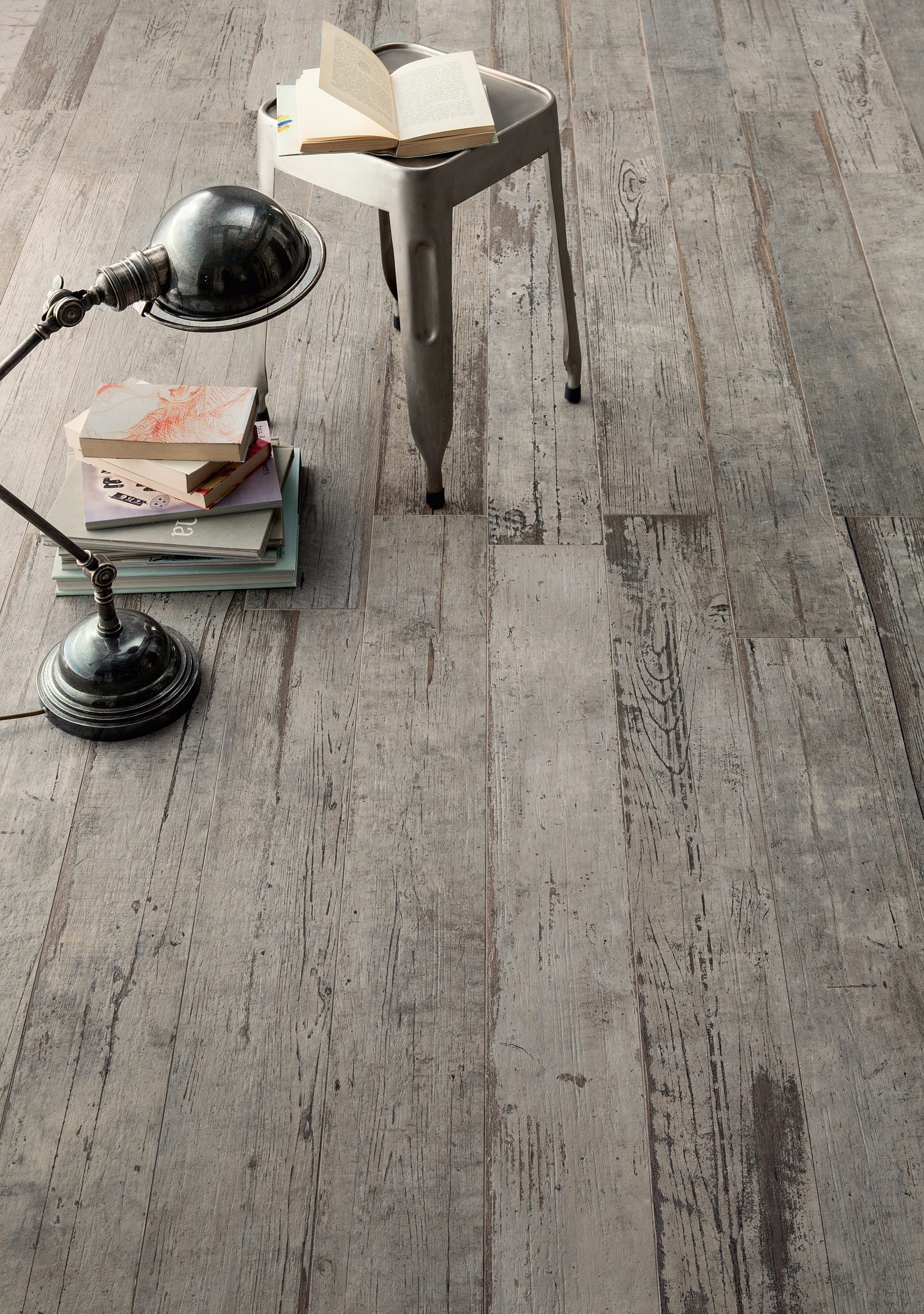 Fliese Vintage Holzoptik Blendart Grey Sant Agostino 15x120 cm Bodenfliese rustikal Scrapwood hellgrau