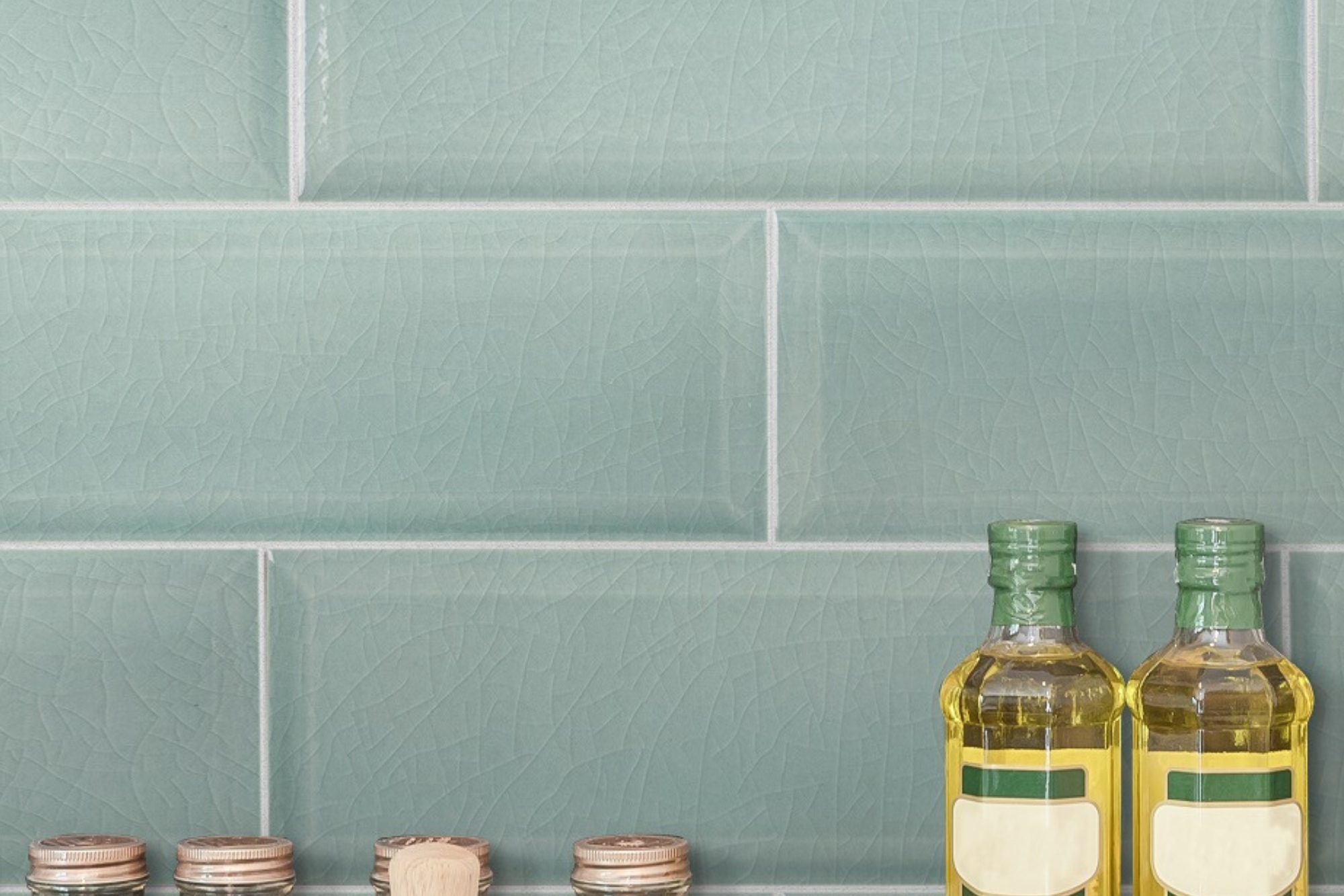 Metro Fliese krakeliert Craquele Krakelee pastell grau-grün glänzend Facettenfliese Havana