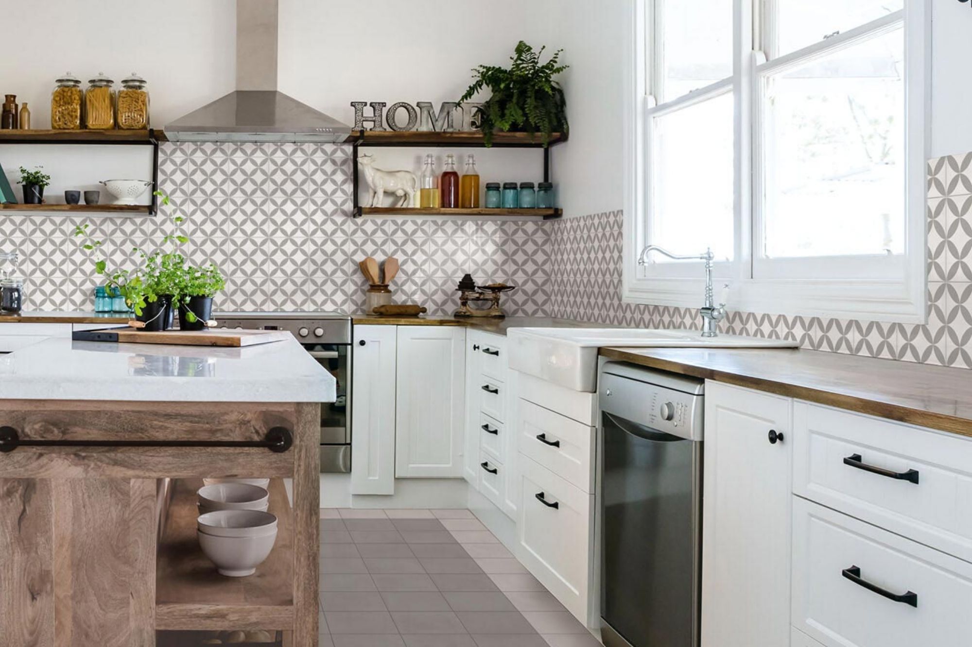 Fliese Patchwork Dekor Zementoptik weiß grau Contrasti Tappeto 3 Ragno by Marazzi