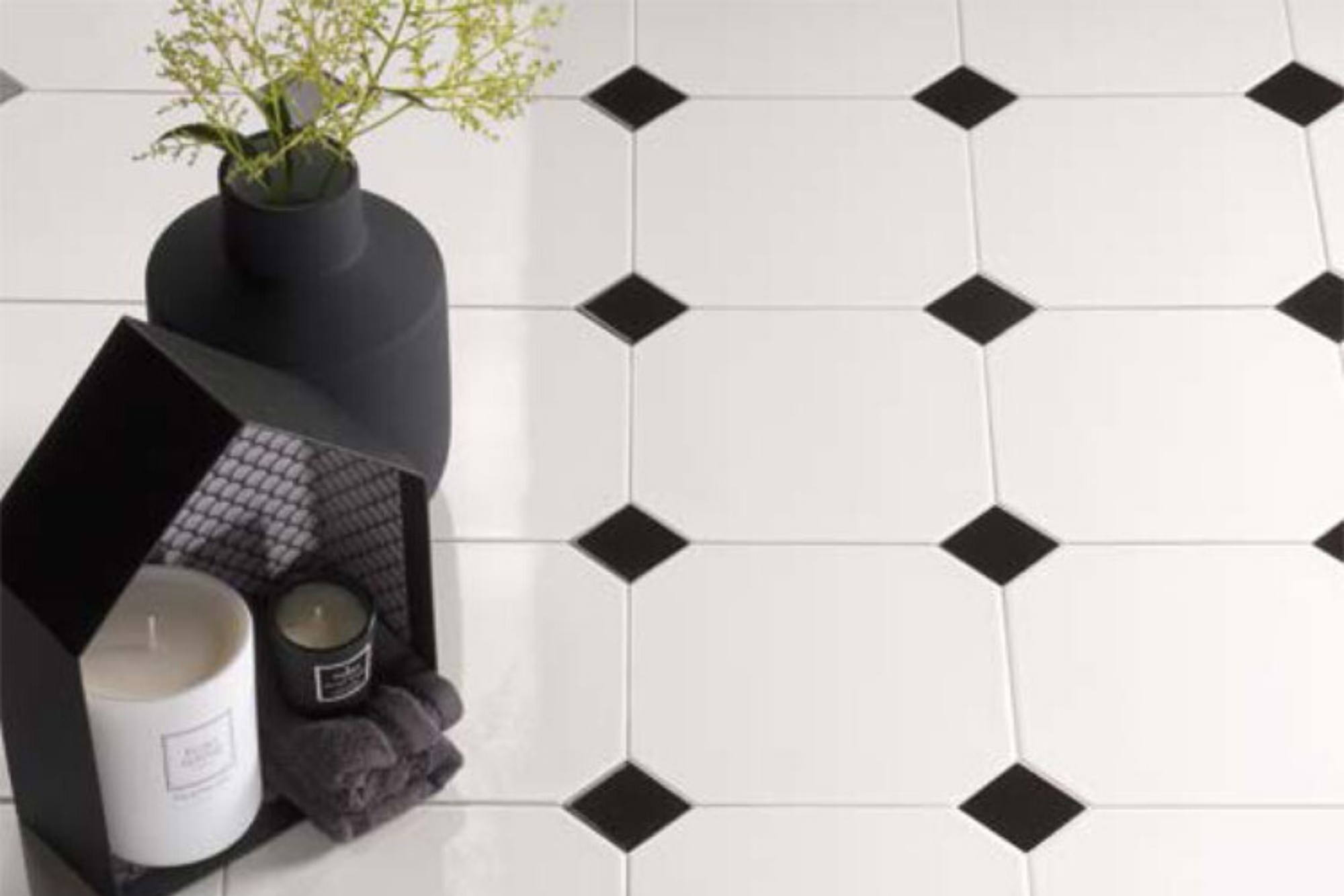 Einleger für Achteck-Fliese schwarz glänzend 5x5cm glasiertes Feinsteinzeug