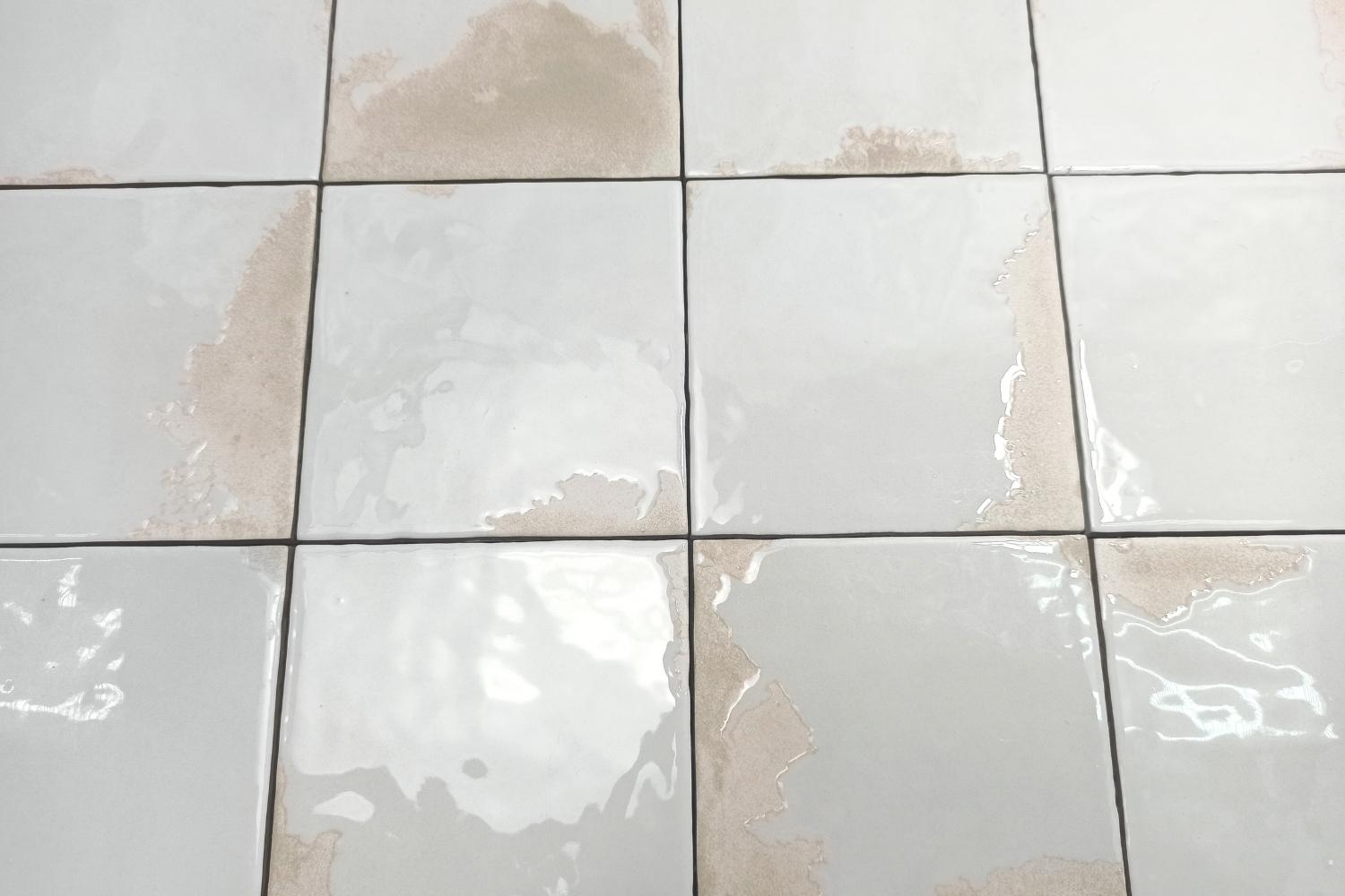 Zellige Wandfliese 11,5x11,5 cm "Laguna Sal" weiß glänzend reaktive Glasur