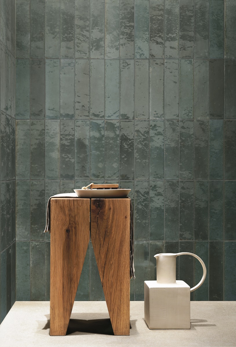 Fliese türkis glasiert unregelmäßige Oberfläche Look Ragno by Marazzi