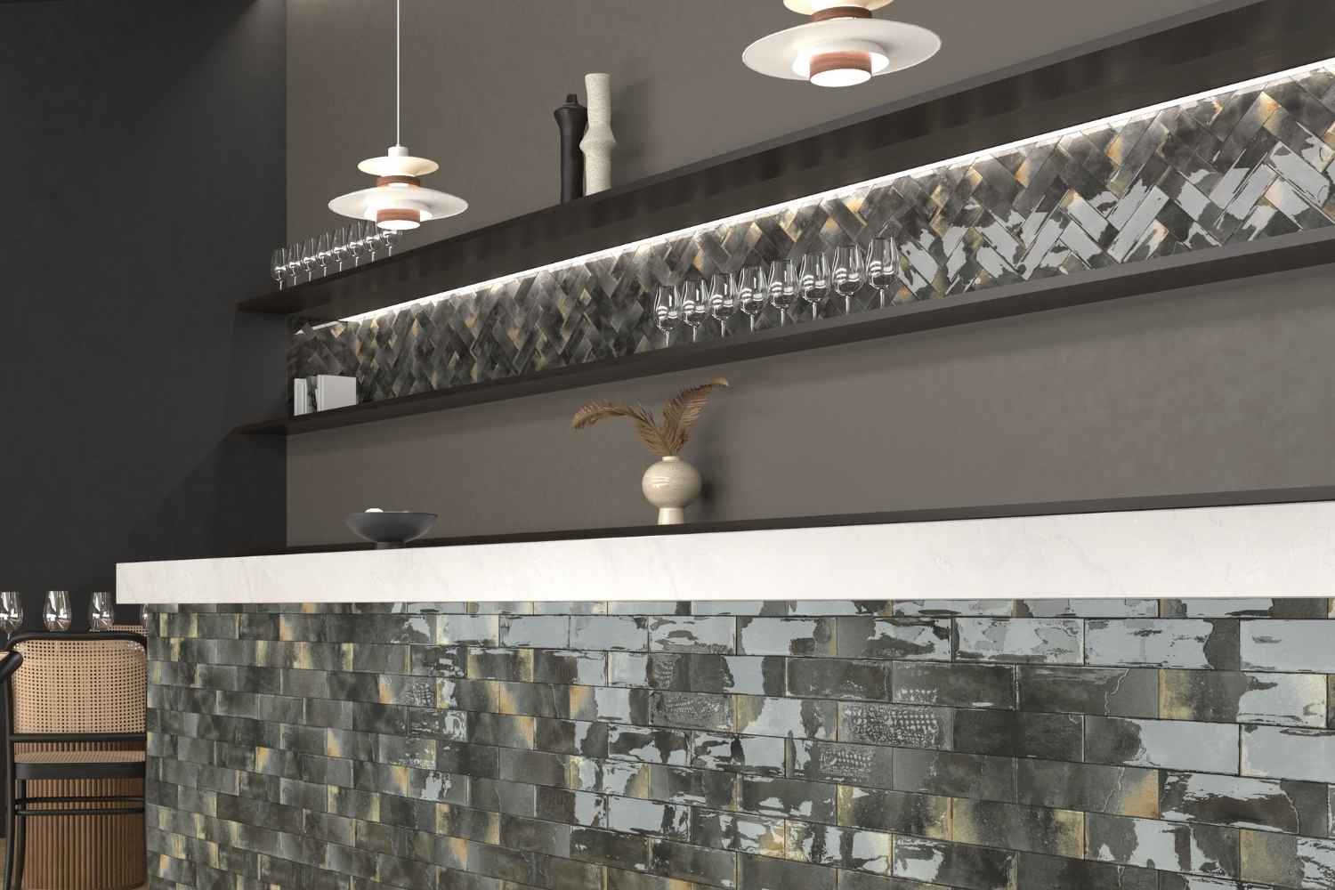 Fliese unregelmäßig Oberfläche 6,4x22,3 cm "Laguna Carbon" schwarz glänzend reaktive Glasur