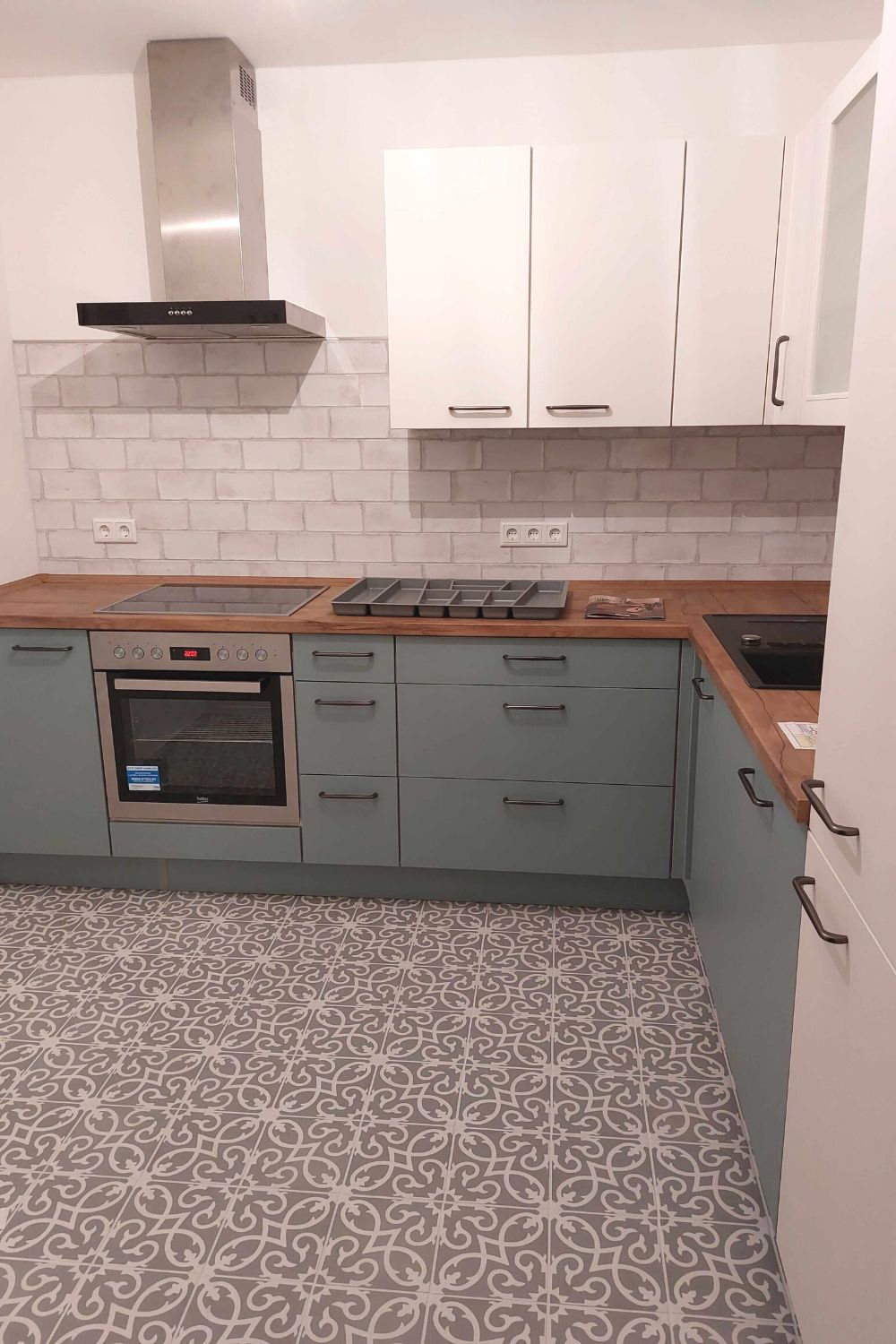 Fliese Patchwork Dekor Zementoptik grau 20x20cm "Contrasti Tappeto 1" Ragno by Marazzi