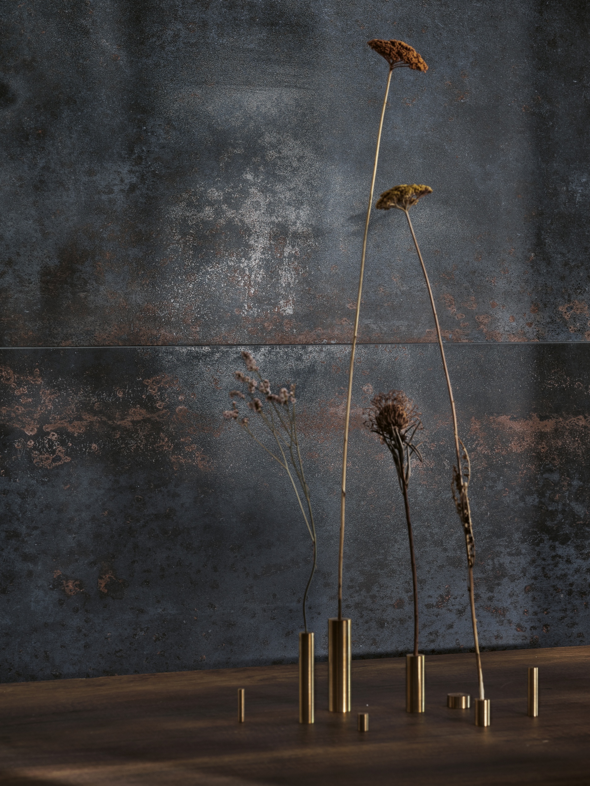 Fliese Metalloptik Serenissima Costruire Metallo Nero Bodenfliesen Wandfliesen dunkelgrau braun