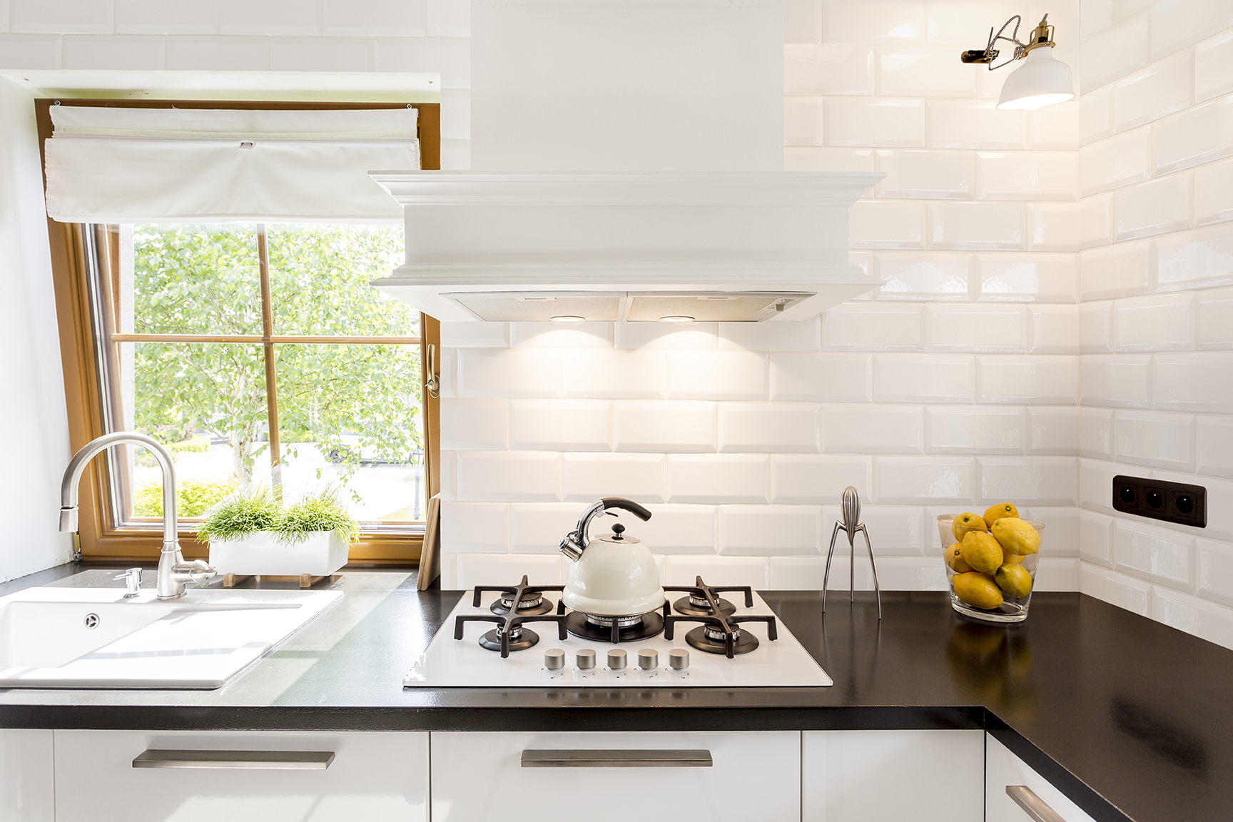 Metro Fliese cremeweiß glänzend Subway Wandfliese Bad, Küche Facettenfliese Fabresa