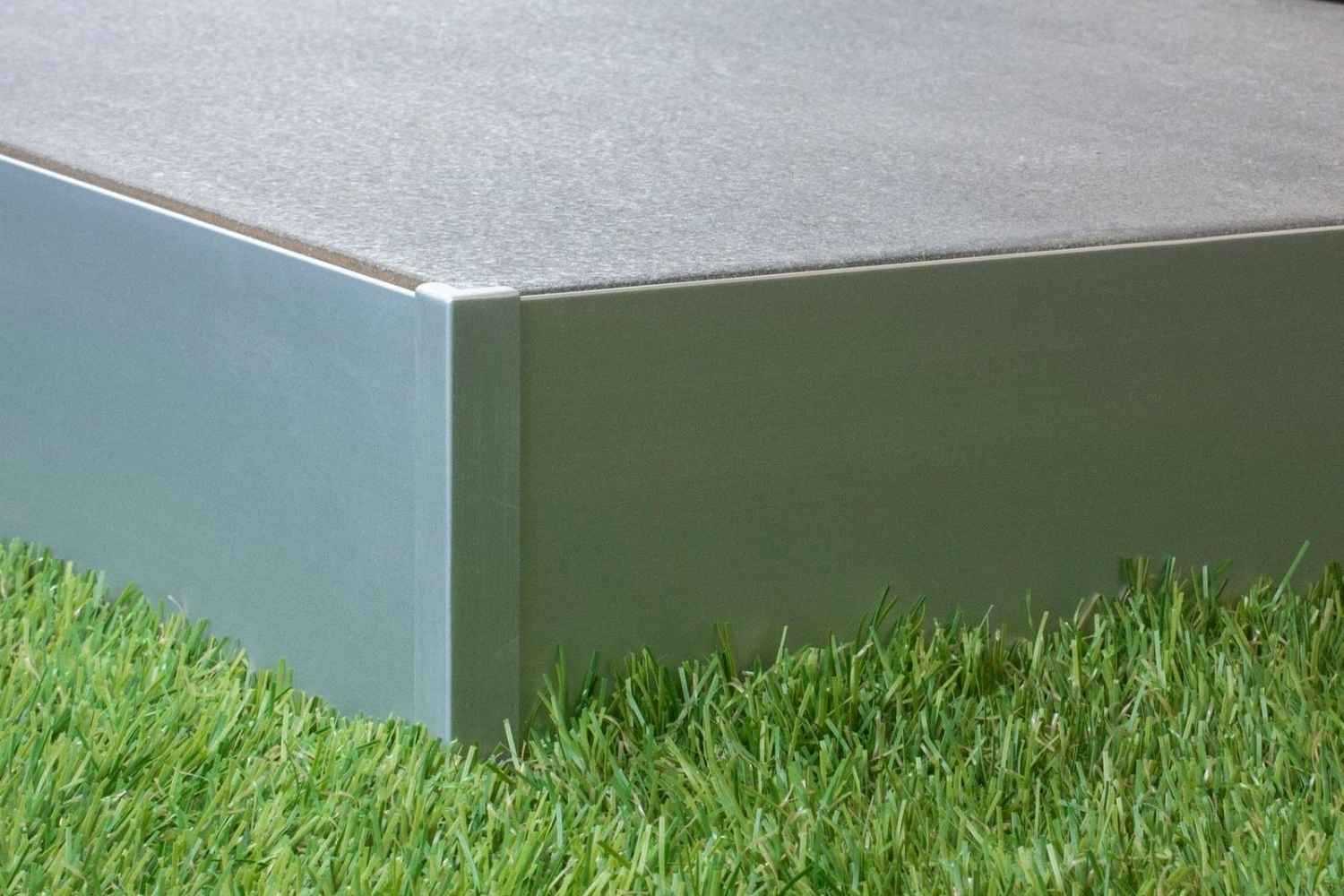 DURABAL BO Terrassenabschlussprofil für Stelzlager – Aluminium eloxiert silber Länge 3 m