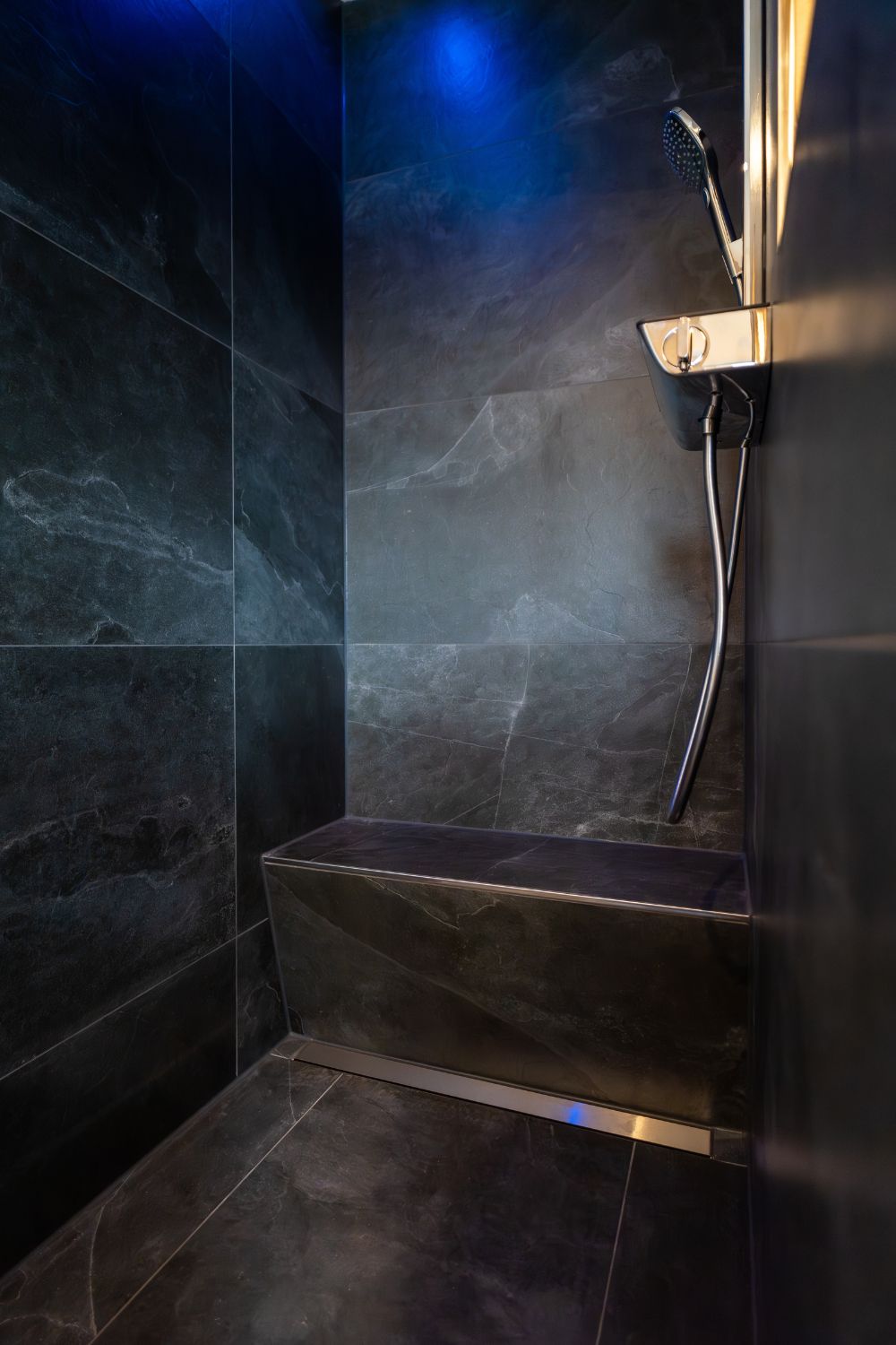 Fliese Schiefer Optik schwarz matt Großformat kalibriert 60x120cm Makai Marengo