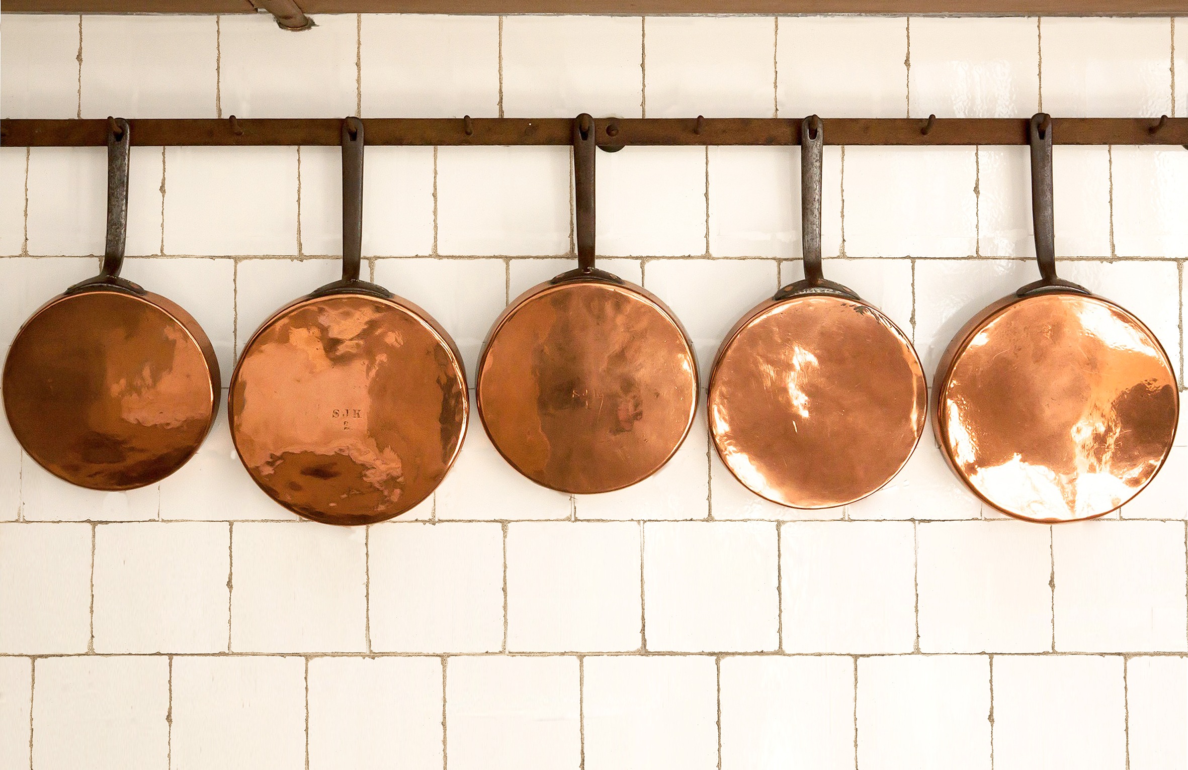 Antike Wandfliese antik weiß Forli Blanco Shbaby Landhaus-Fliese in Küche