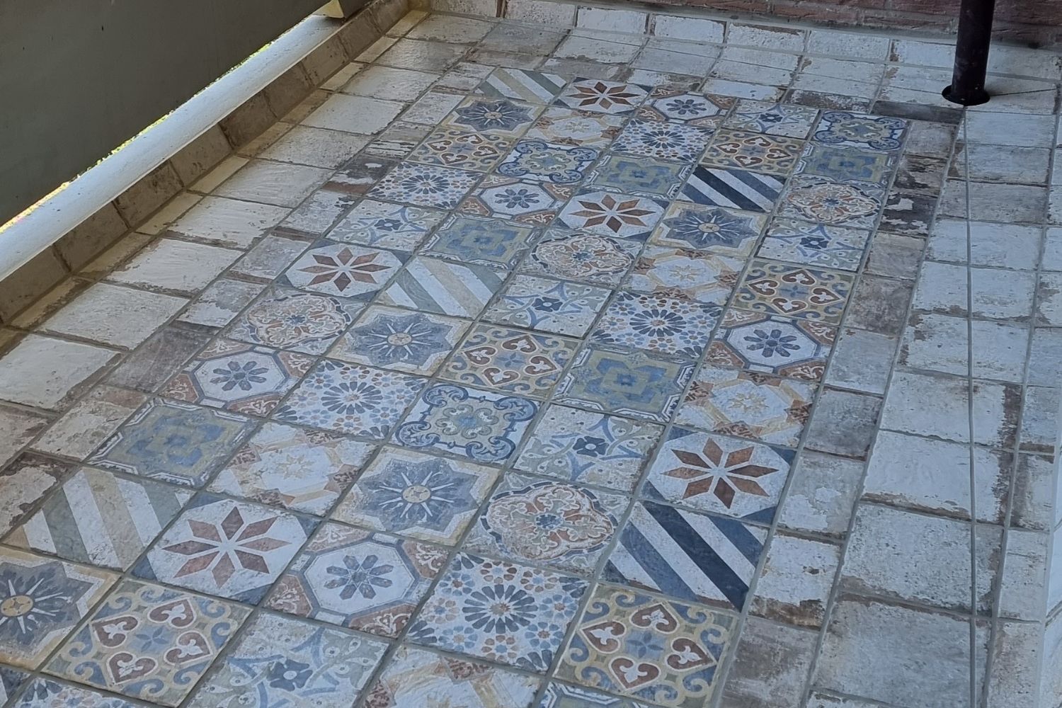 Fliese Vintage Dekor Retro Patchwork bunt Havana Finca Vigia Mix CIR