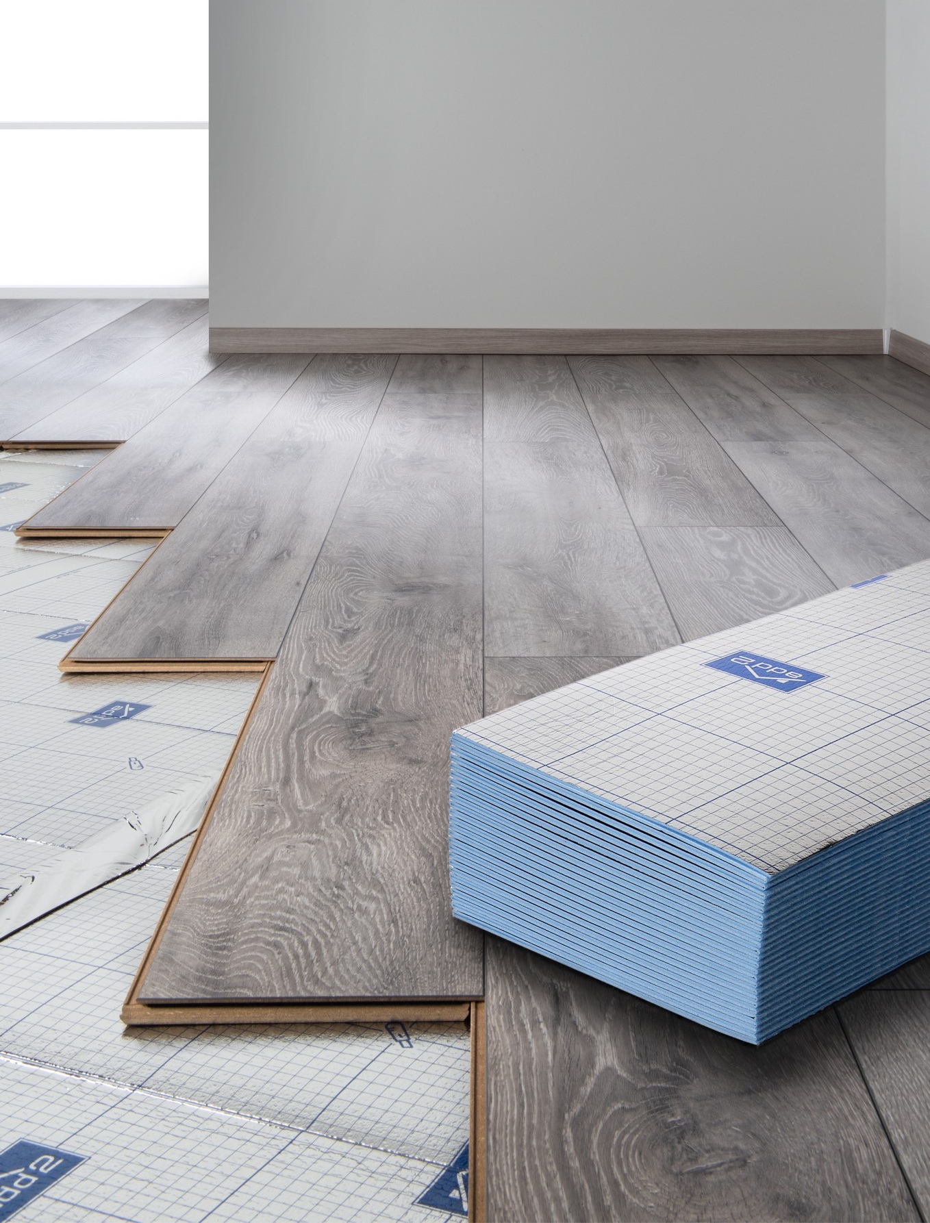 Trittschalldämmung mit Dampfsperre für Laminat Faltplatte add2 XPS 2.2 Alu
