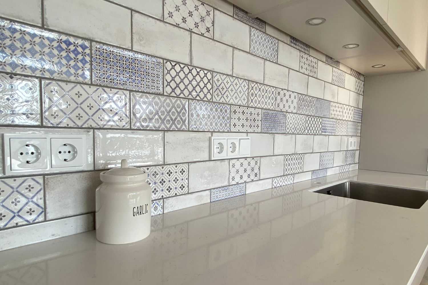 Dekorfliese Mix mediterran Retro Vintage blau glänzend Vita Mare Decor Mix Fabresa