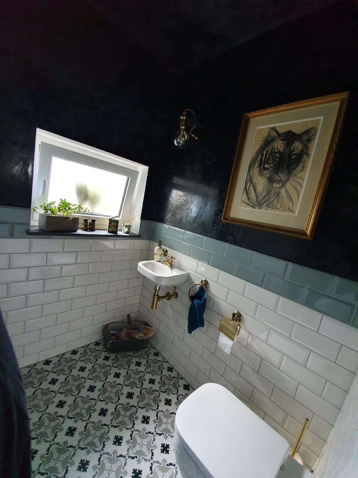 Metro Fliese Craquelé Krakelee antik weiß glänzend Facettenfliese