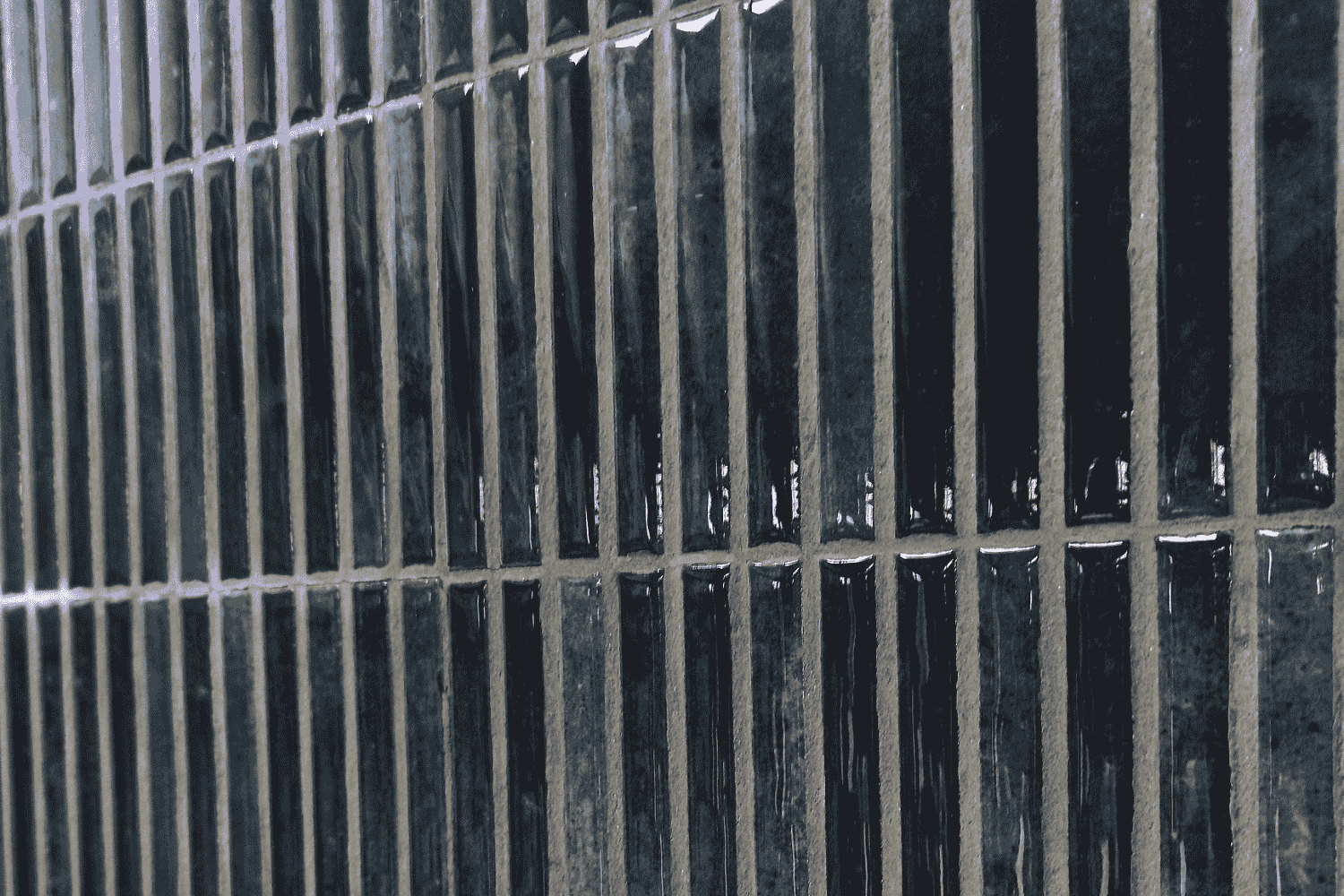 Stäbchenfliesen 11,5 x 23,1 cm "Kit-Kat Ocean glossy" blau glänzend Feinsteinzeug