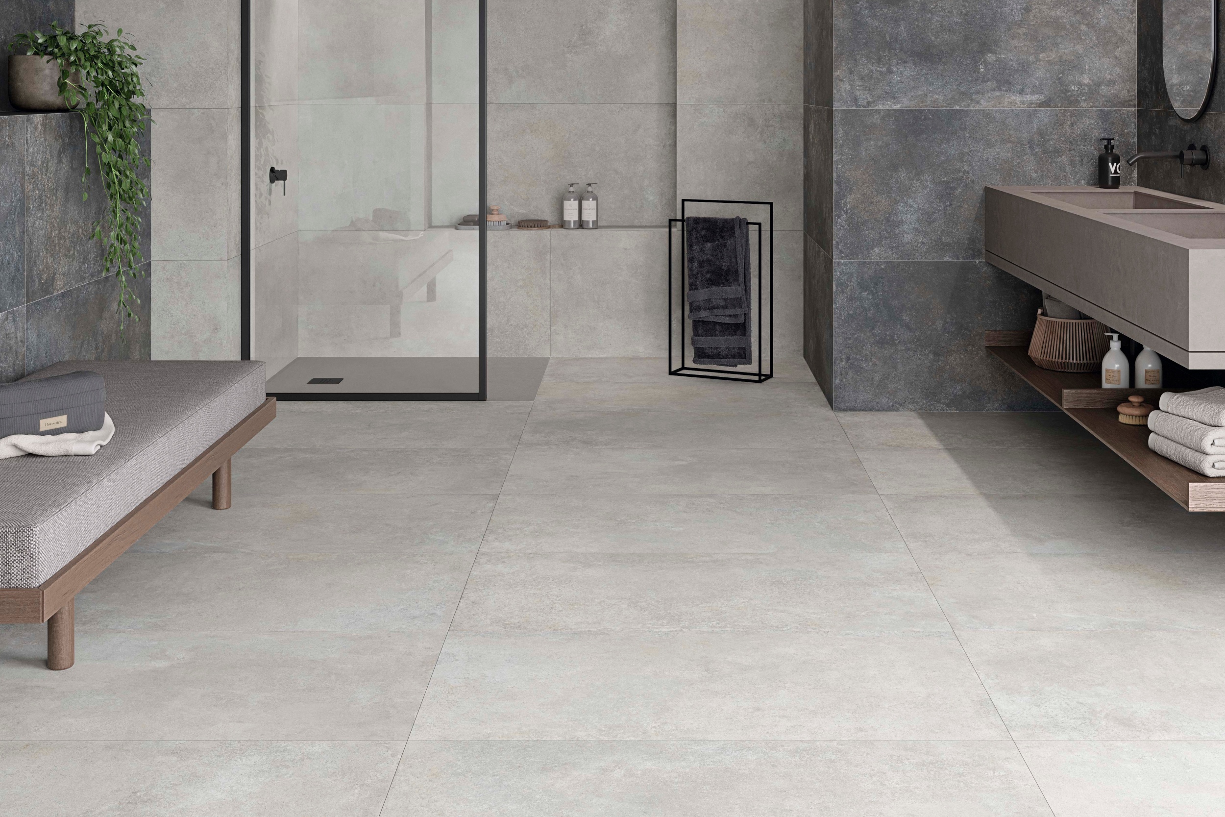 Fliese Betonoptik Ferro Pearl matt Bodenfliese Wandfliese creme elfenbein im Badezimmer