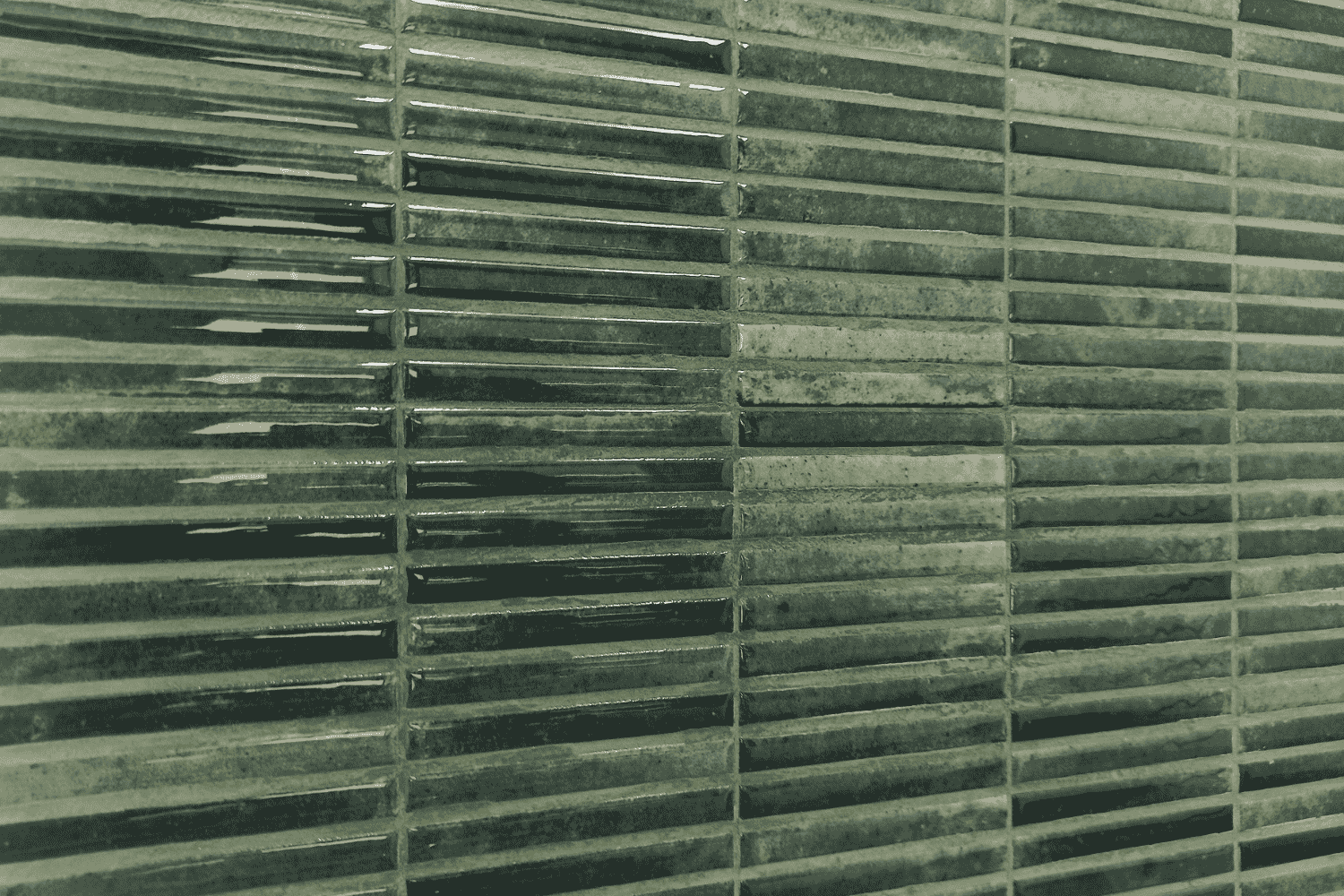 Stäbchenfliesen 11,5 x 23,1 cm "Kit-Kat Grass glossy" grün glänzend Feinsteinzeug