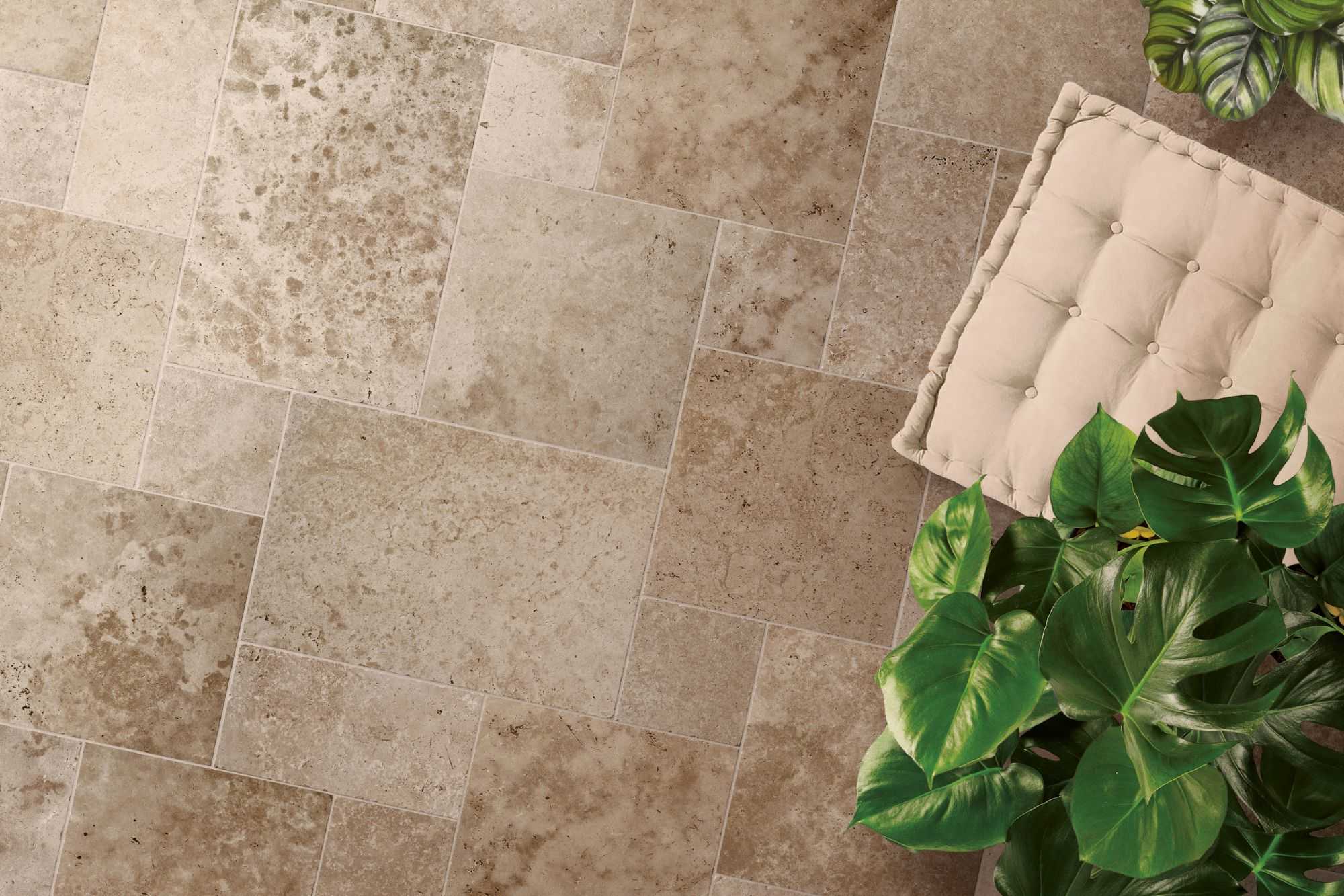 Bodenfliese Römischer Verband in Beige