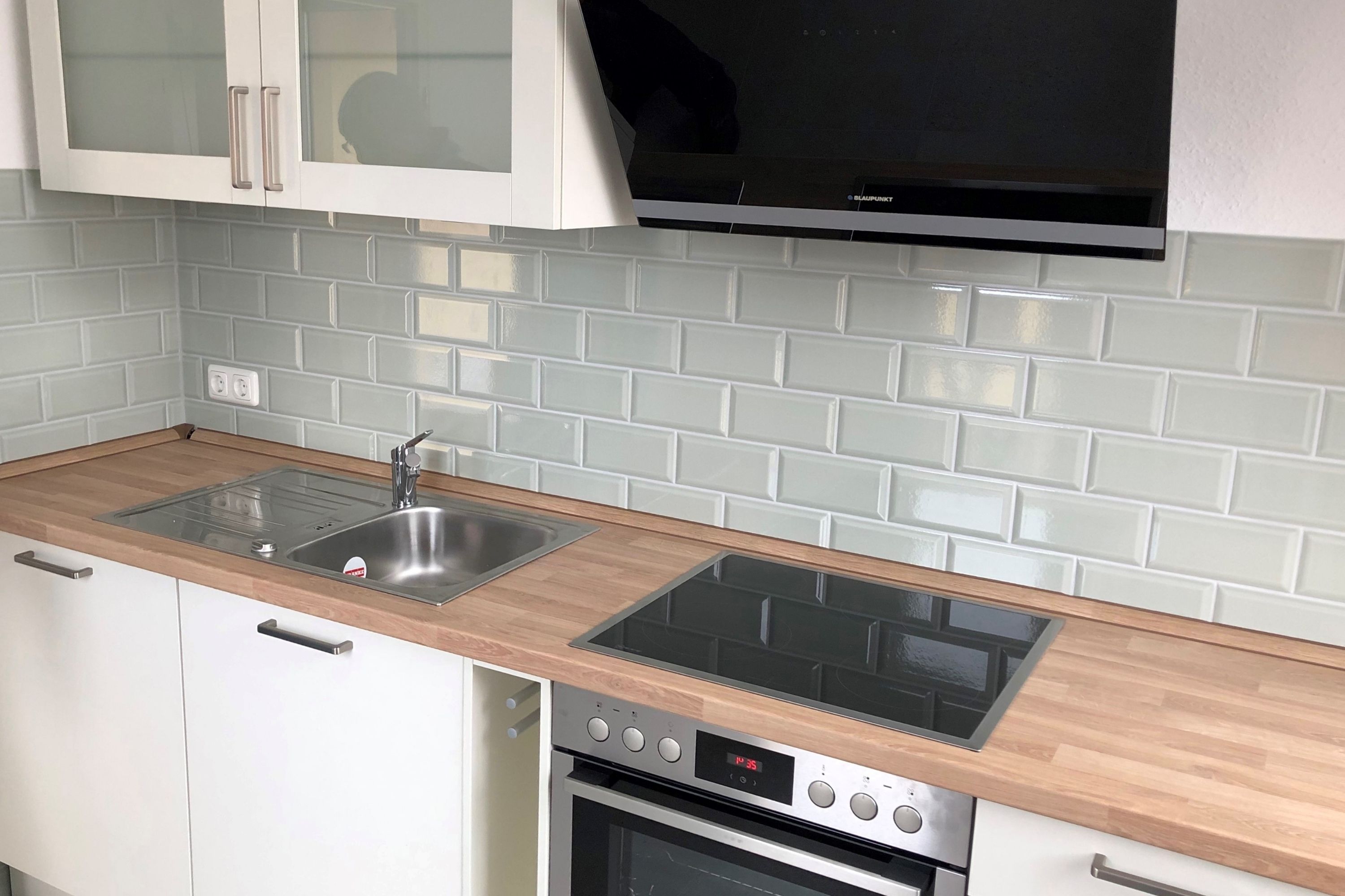 Metro Fliese krakeliert für Küche Bad Craquelé Krakelee grün-beige glänzend 10x20cm Facettenfliese