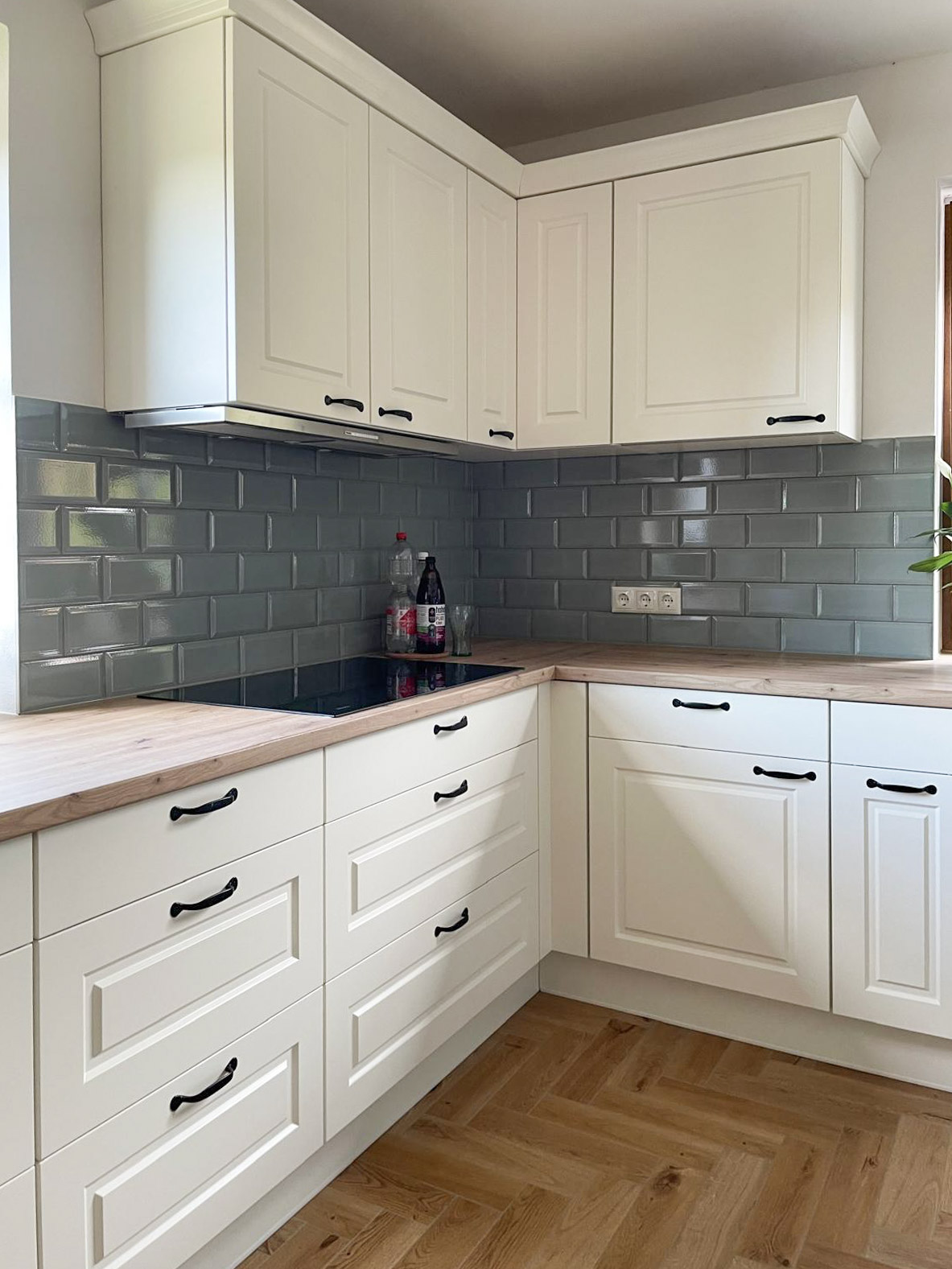 Kundenfoto 11192 i Roveri Rovere Intenso 10x40 + 82915 Facettenfliese Craquele Smoke von Philipp S.