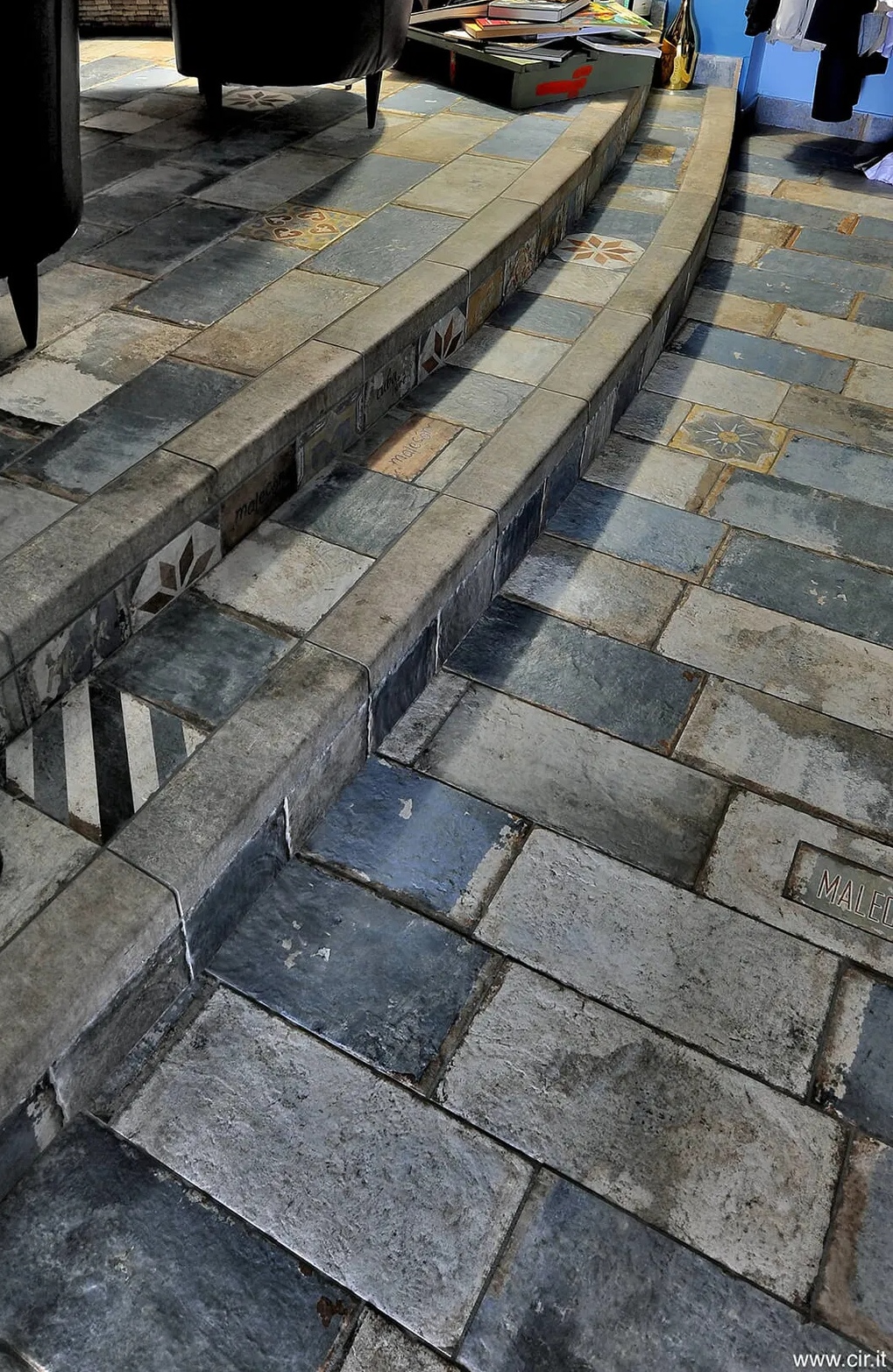 Fliesen für den Flur