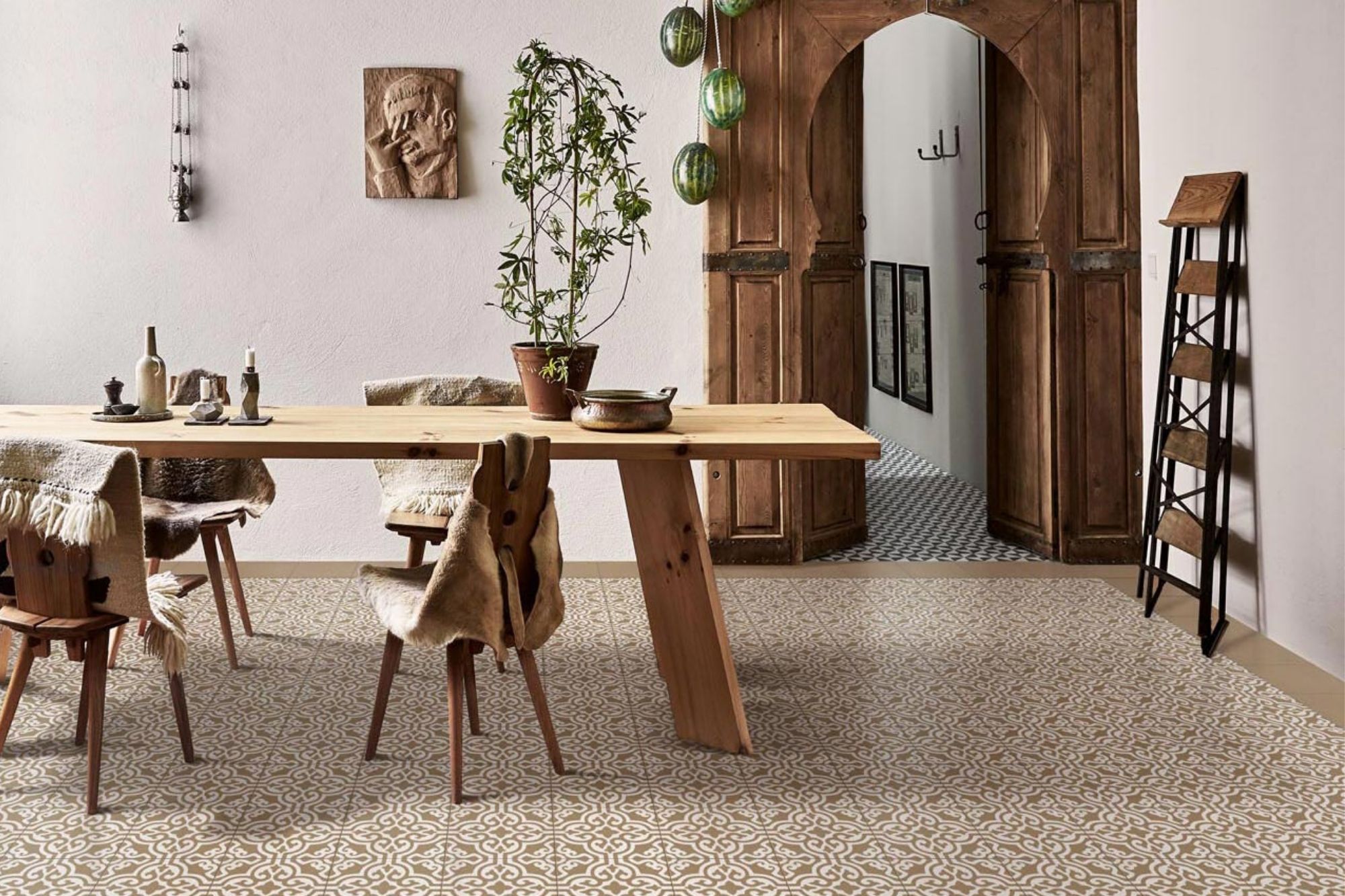 Fliese Patchwork Dekor Zementoptik weiß beige Contrasti Tappeto 5 Ragno by Marazzi