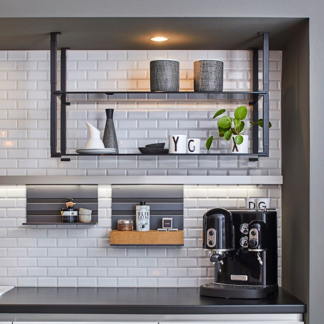 Mosaik Brick Mini-Metro weiß glänzend auf Netz