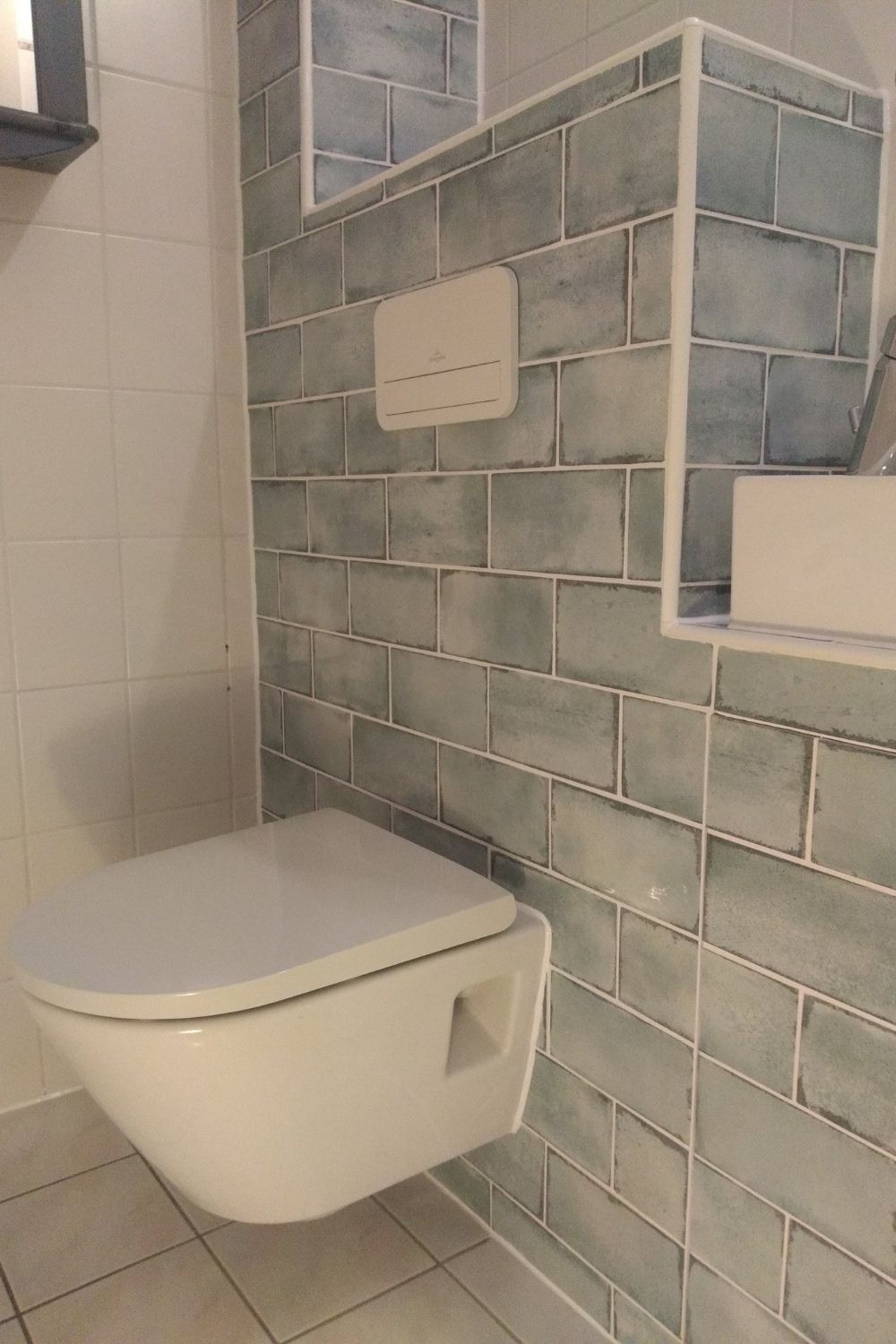 Wandfliese glasiert gewellt mediterran Retro Vintage blau türkis glänzend 10x20cm "Vita Natura"