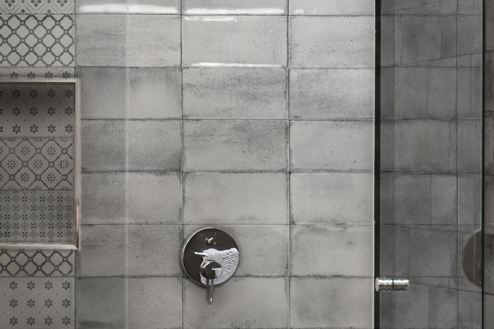 Wandfliese glasiert gewellt mediterran Retro Vintage grau glänzend Vita Nebbia Fabresa