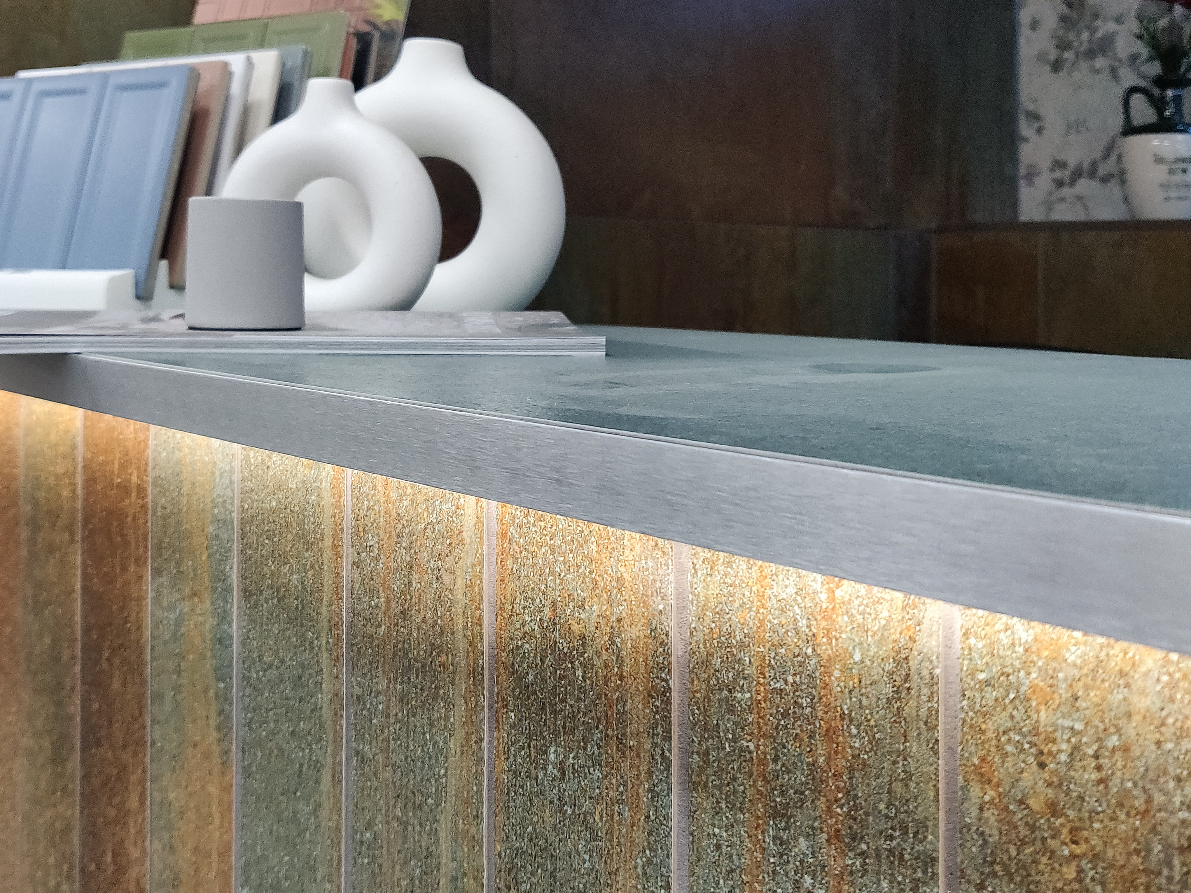 Fliesenschiene mit LED-Beleuchtung