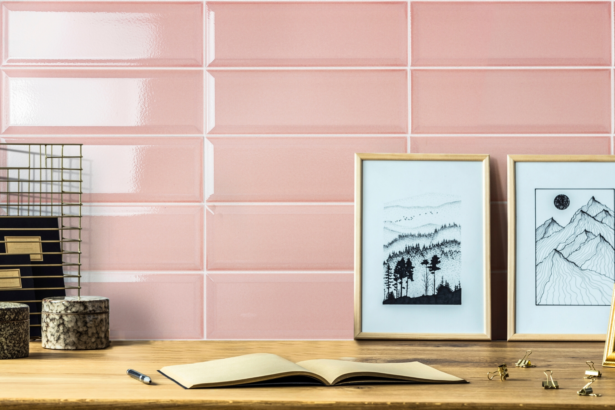 Metro Fliese krakeliert Craquelé Krakelee pastell pink glänzend Facettenfliese Havana