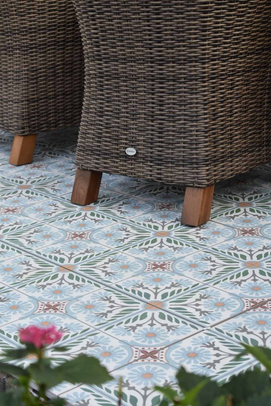 Terrassenplatte Feinsteinzeug Terrassenfliese Patchwork Retro Dekor Olive Altea Olivo Aparici