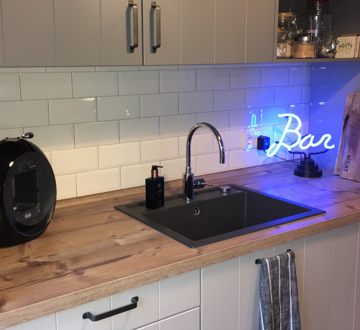 Metro Fliese krakeliert für Küche Bad Craquelé Krakelee creme-weiß glänzend Facettenfliese