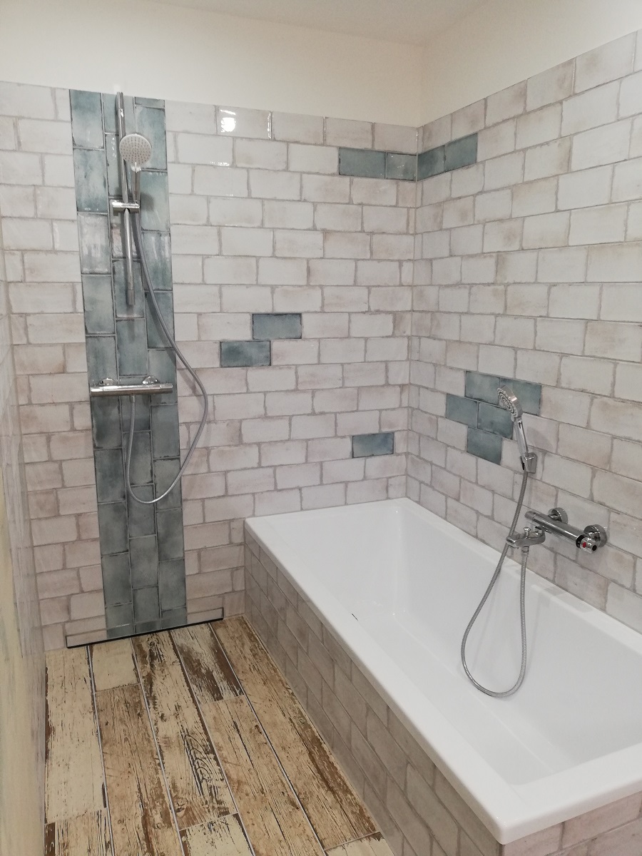 Wandfliese glasiert gewellt mediterran Retro Vintage weiß glänzend Vita Bianco Fabresa