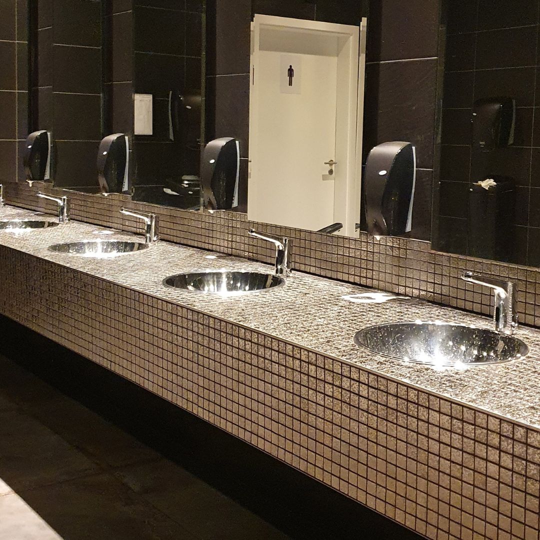 Mosaikfliesen silber gehämmerte unebene Oberfläche 33x30,2 cm glänzend netzverklebt