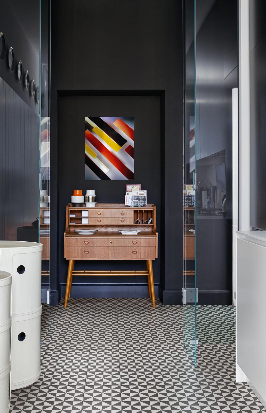 Fliese Patchwork Dekor Zementoptik schwarz weiß Contrasti Tappeto 8 Ragno by Marazzi