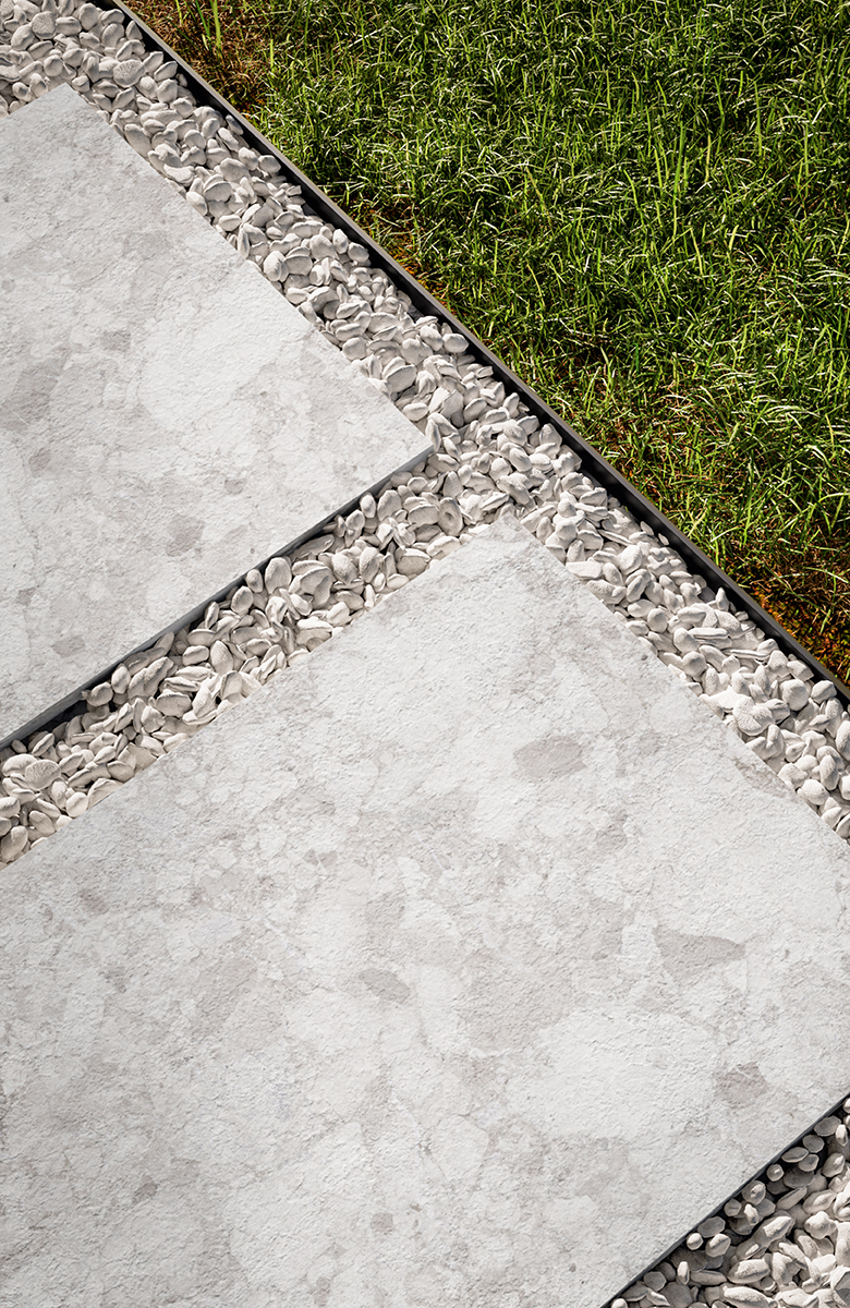 Terrassenplatte Terrazzo-Steinoptik hellgrau 60x120 cm "Venistone Pearl" rektifiziert 2 cm