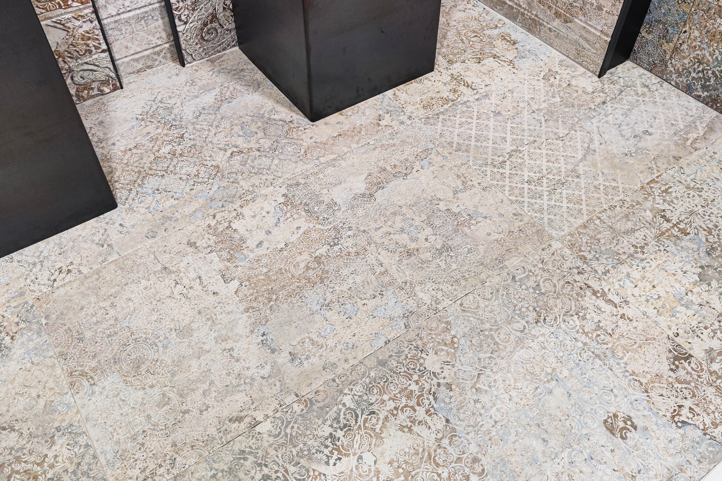 Fliese Vintage Ornamente Teppichoptik 50x100 cm "Carpet Sand natural" beige Dekorfliese