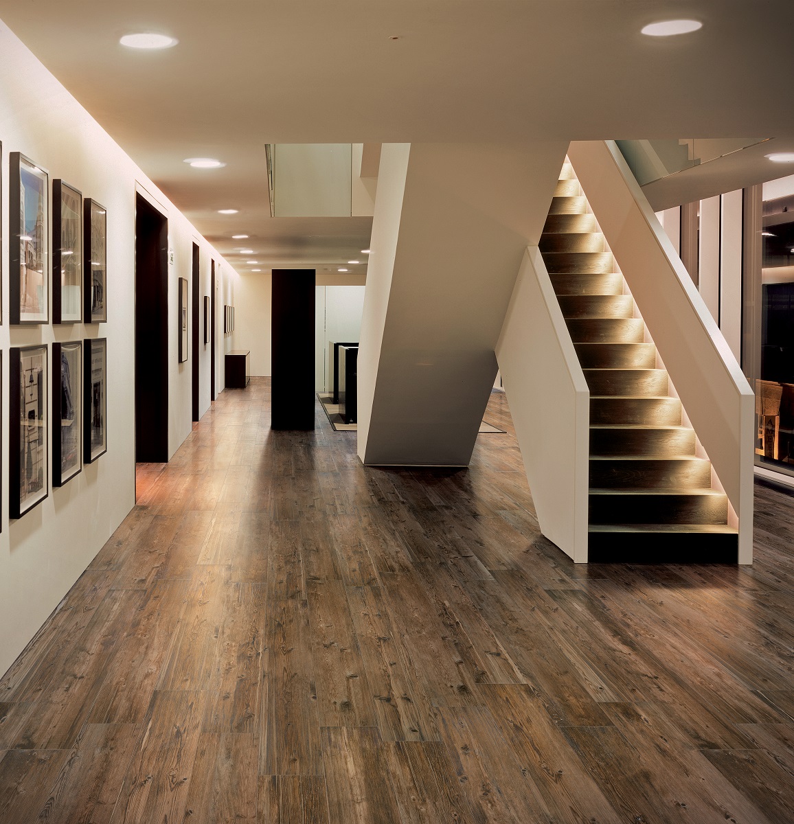 Fliese Holzoptik Lärche dunkelbraun Larix Sun