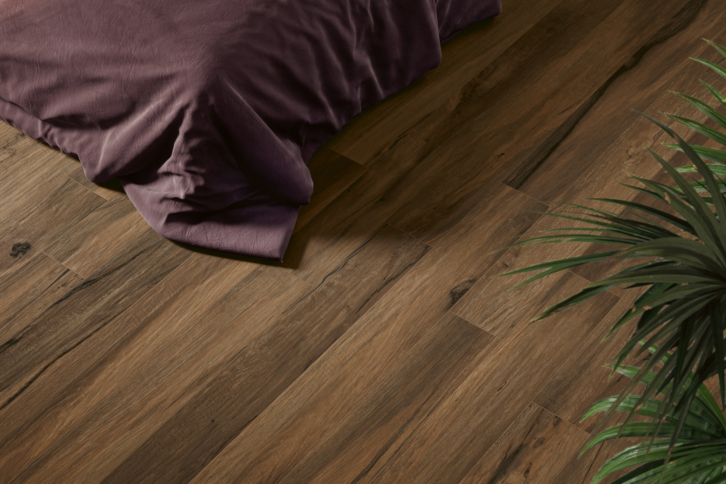 Bodenfliese dunkel Eiche-Holzoptik Serenissima I Lecci Verniciato dunkellbraun Fliese