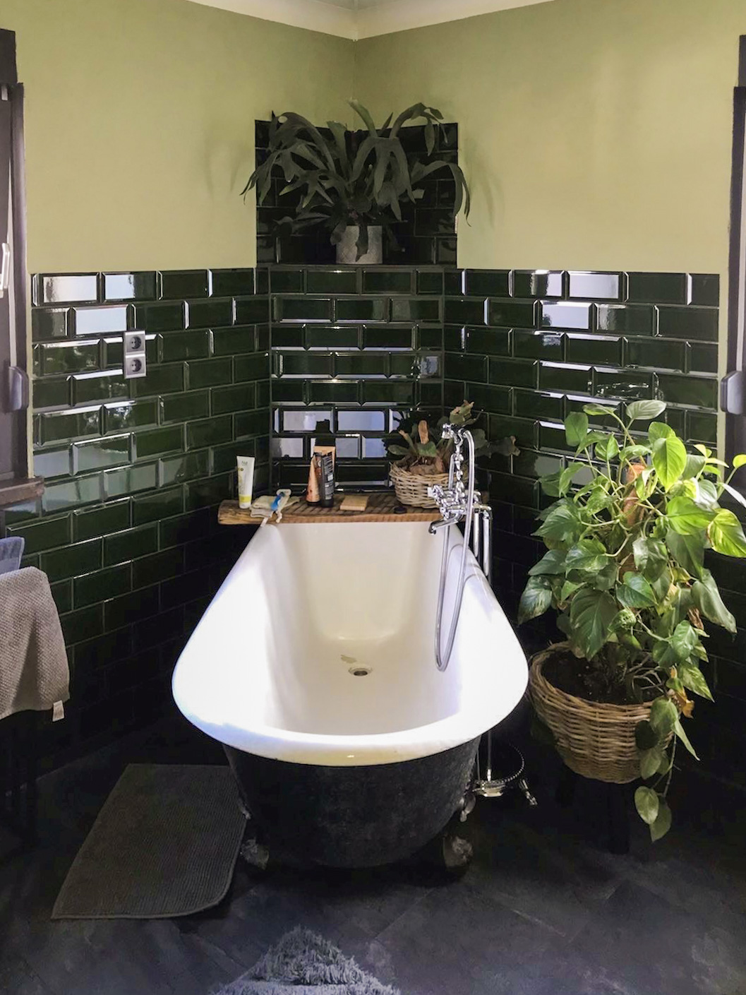 Kundenfoto Metrofliese flaschengrün glänzend