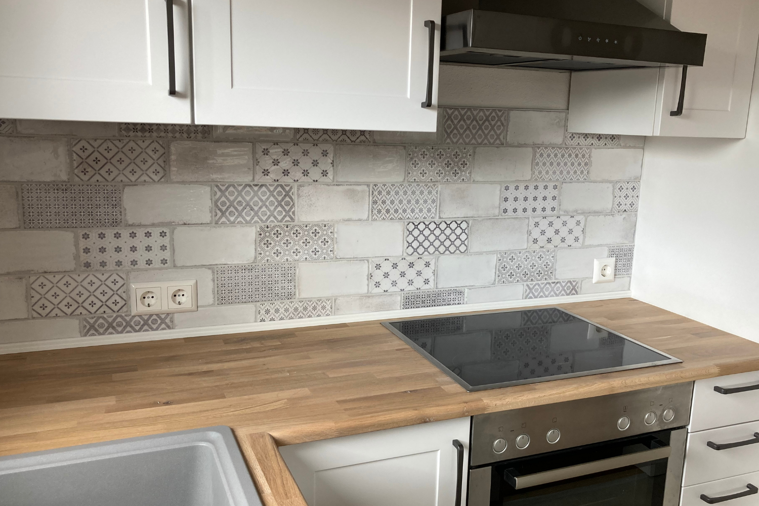 Wandfliese glasiert gewellt mediterran Retro Vintage weiß glänzend Vita Bianco Fabresa